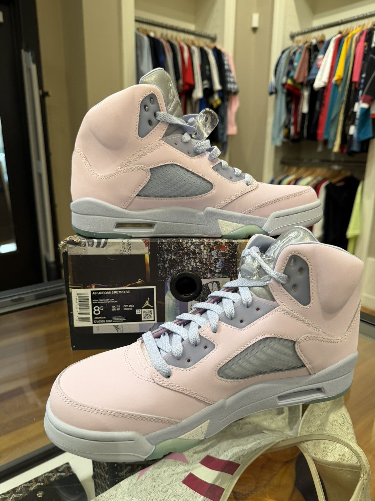 Jordan Brand Jordan 5 Retro SE ‘Easter ‘ Size US 8.5 / EU 41-42 - 2 Thumbnail
