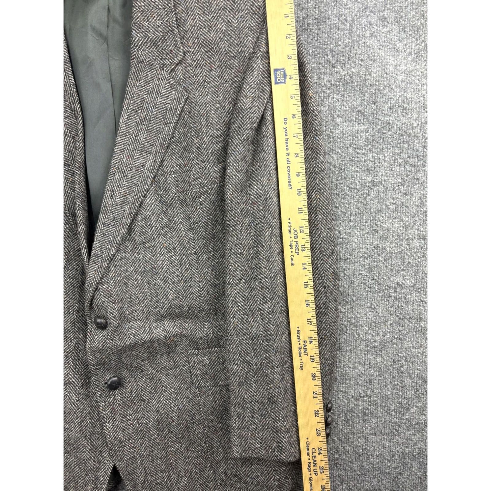 Levi's VNTG Levi's Tailored Classics Blazer Mens L Gray Herringbone Wool USA 90s Regular Tailored Classics Blazer Mens L Gray Herringbone Wool USA 90s Size 44R - 4 Thumbnail
