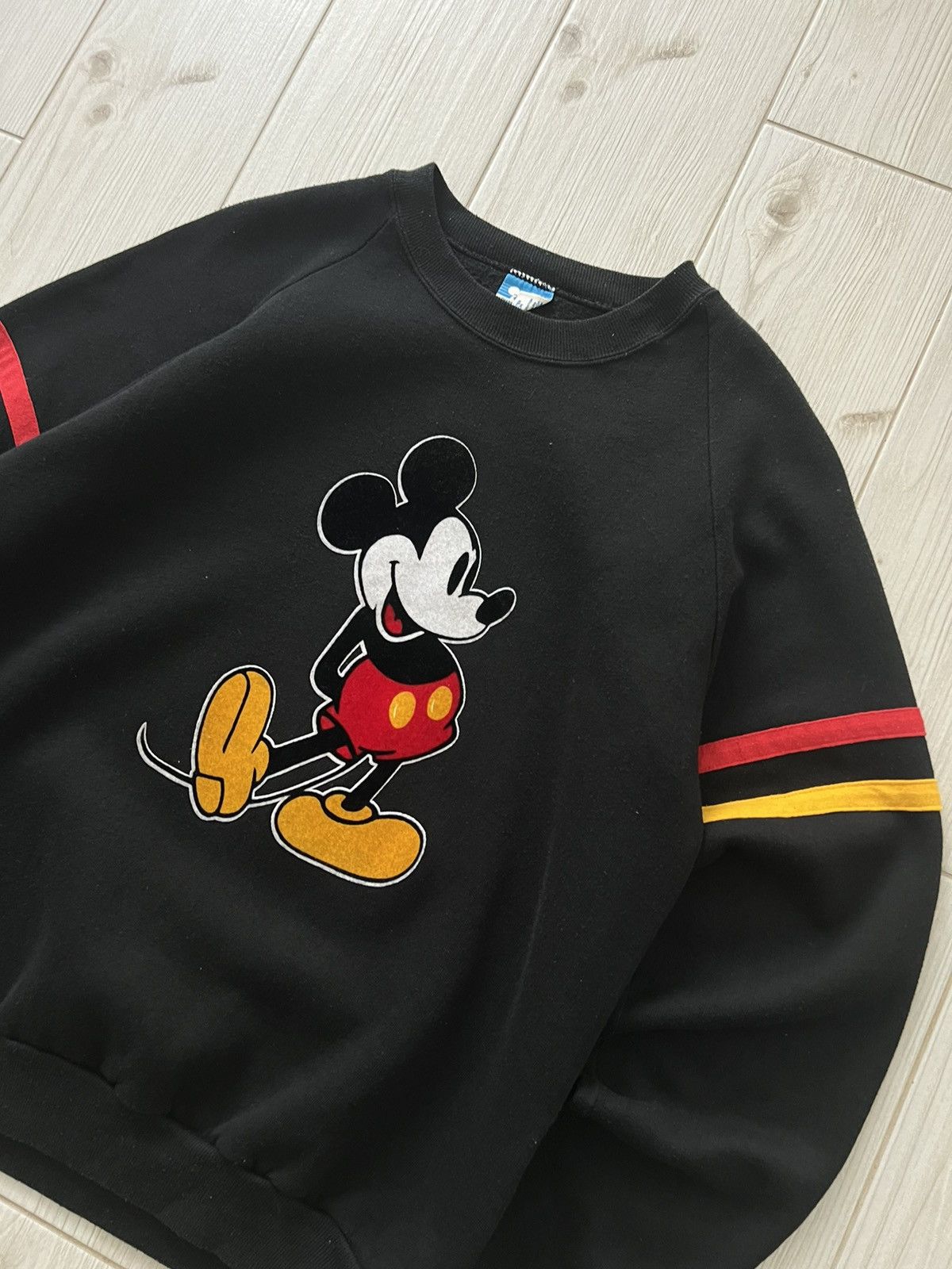 Disney Vintage 1980s Disney Minnie Mouse Sweatshirt Made in USA Size US L / EU 52-54 / 3 - 5 Thumbnail