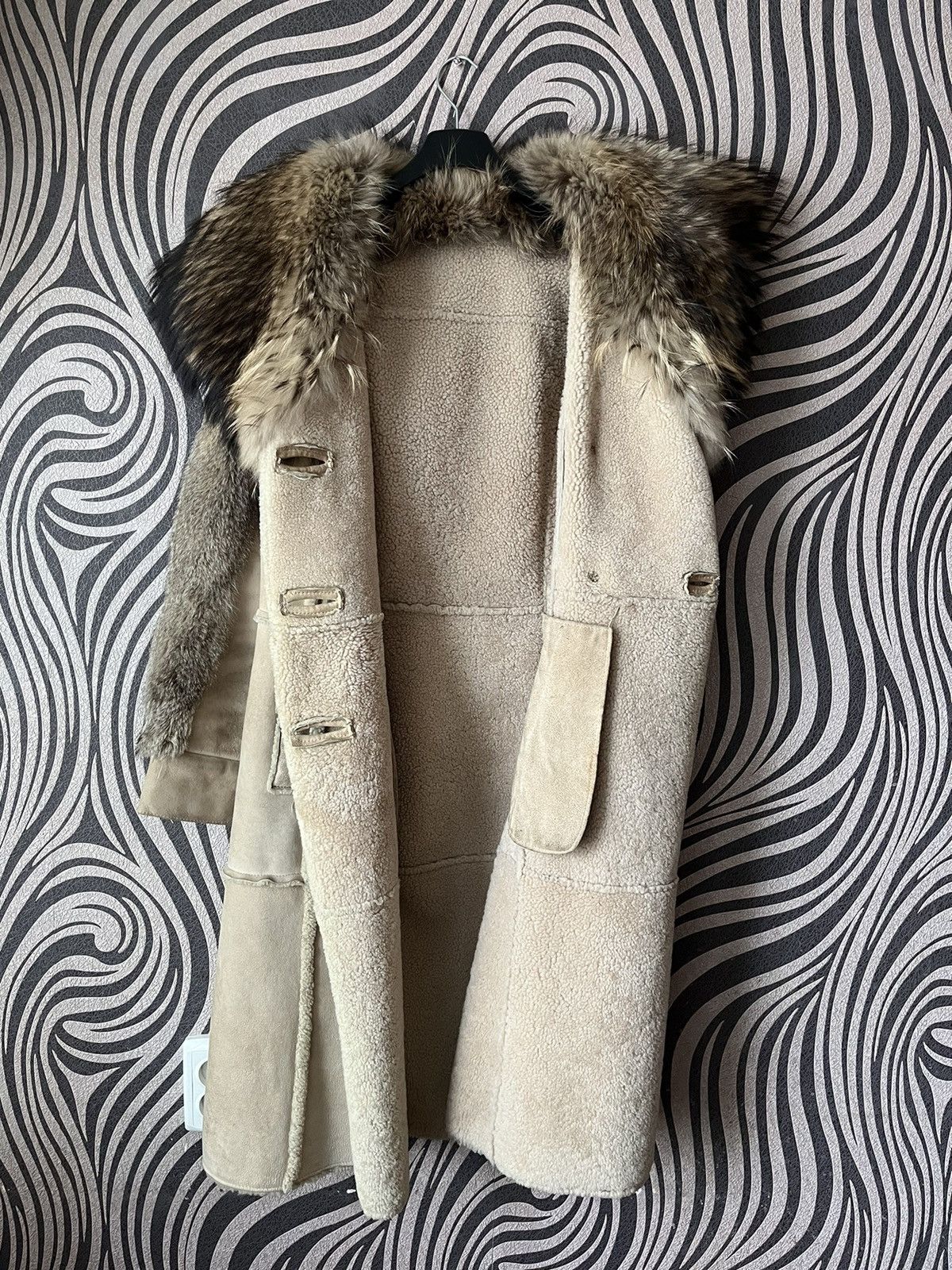 Dolce & Gabbana × Vintage Dolce & Gabbana Shearling Coat Size M / US 6-8 / IT 42-44 - 4 Thumbnail