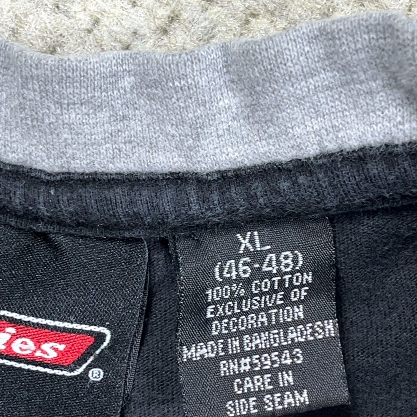 Dickies VINTAGE Dickies Shirt Men XL Black Motorcycle Chopper Thermal Distressed Graphic Print 80s Logo USA Hipster Motorcycle Long Sleeve Crew Neck KnIQ? Size US XL / EU 56 / 4 - 7 Thumbnail