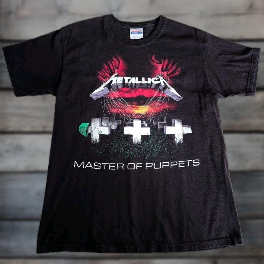 Hanes VINTAGE Y2K Metallica Master of Puppets Band Tee T-Shirt Black Adult Medium Heavyweight Graphic Mens Size US M / EU 48-50 / 2 - 1 Thumbnail