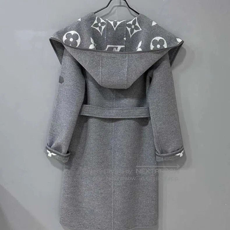 Louis Vuitton Louis Vuitton Monogram Robe Coat. Size US XS / EU 42 / 0 - 5 Thumbnail