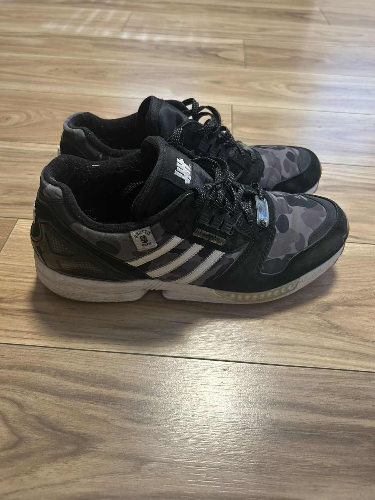 Adidas Bape x Undefeated x Adidas ZX 8000 Size US 10.5 / EU 43-44 - 2 Thumbnail
