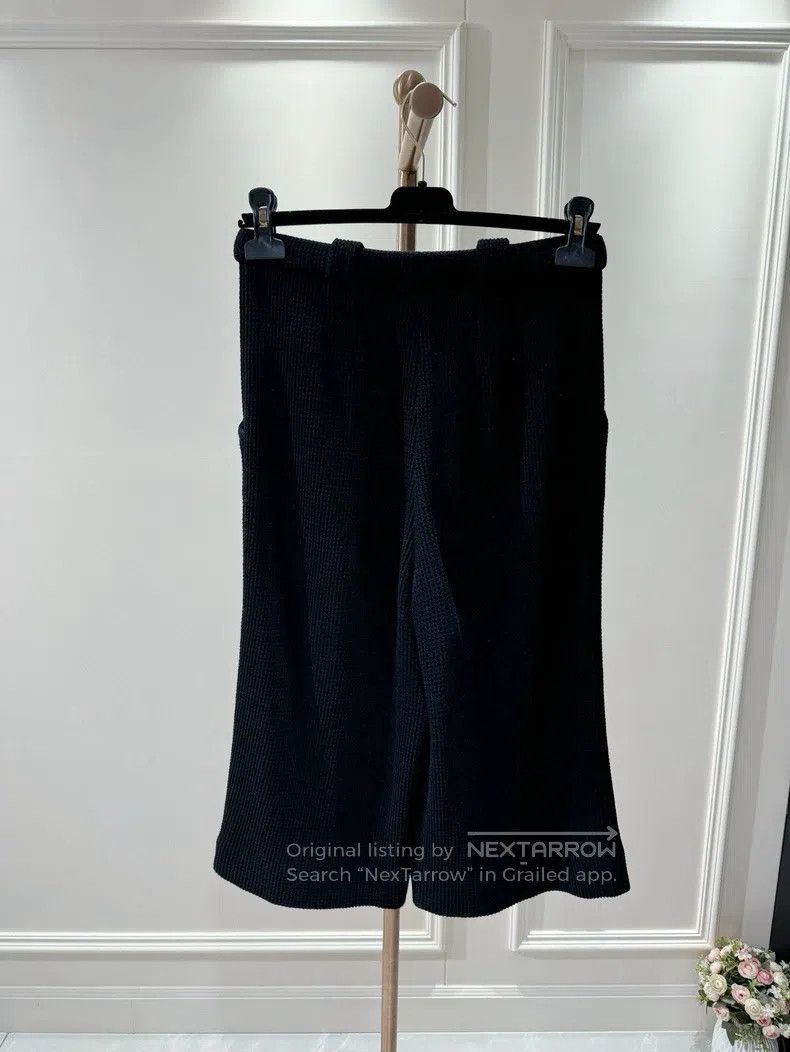 Chanel Chanel Vacation Series Black Waffleg Pants Size 24" / US 00 / IT 34 - 2 Thumbnail