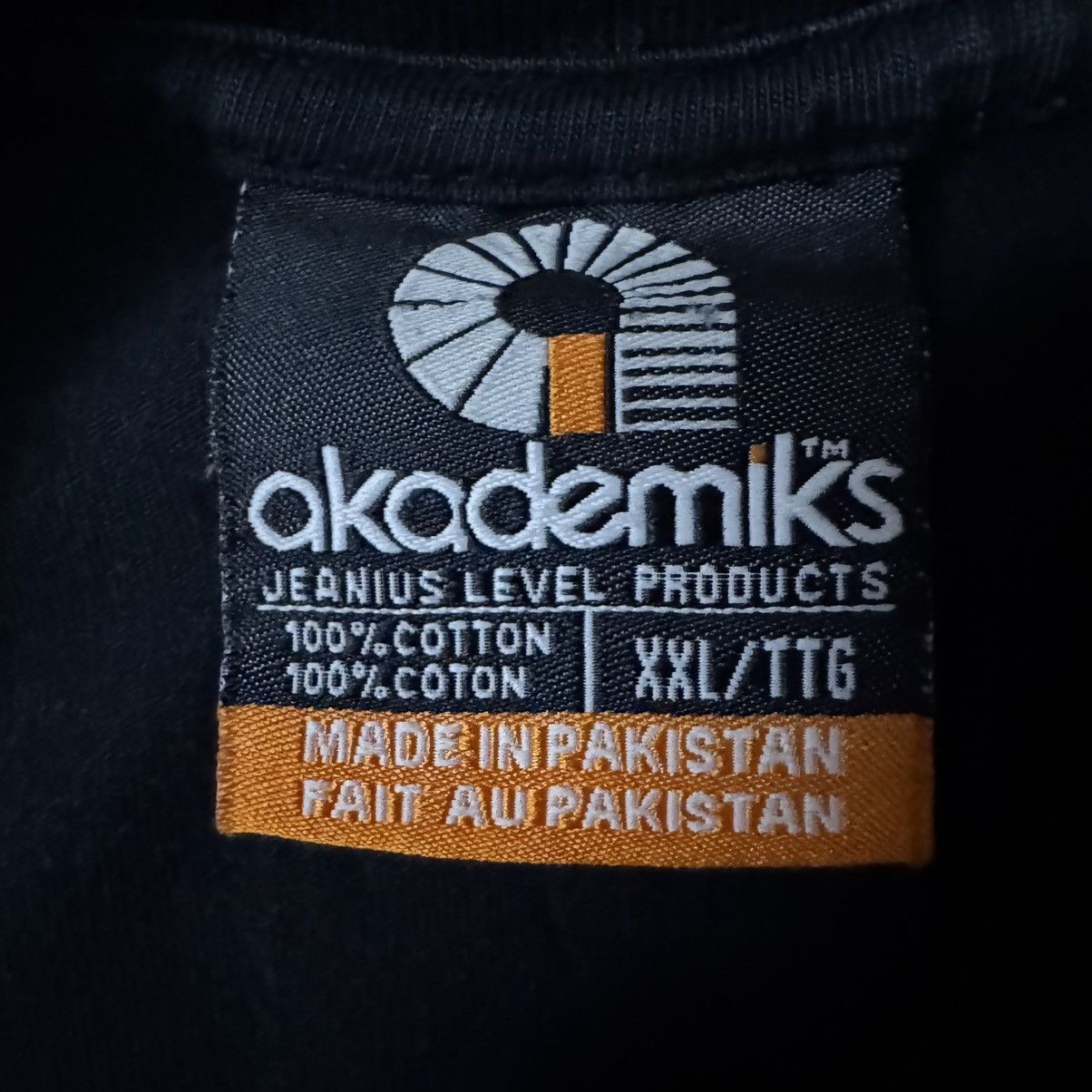 Akademiks Y2K Akademiks Black and Red T Shirt Size US XXL / EU 58 / 5 - 3 Thumbnail