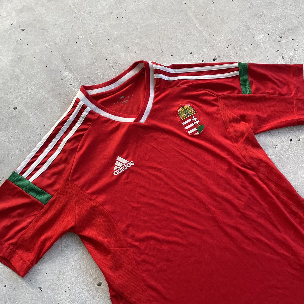 Vintage Vintage 2012-2014 Hungary home t-shirt soccer jersey Size US S / EU 44-46 / 1 - 4 Thumbnail