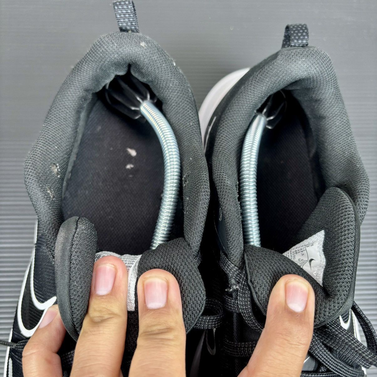 Nike Nike Downshifter Sz 13Black/White/Dark Smoke Grey Men's 12 Size US 13 / EU 46 - 13 Thumbnail