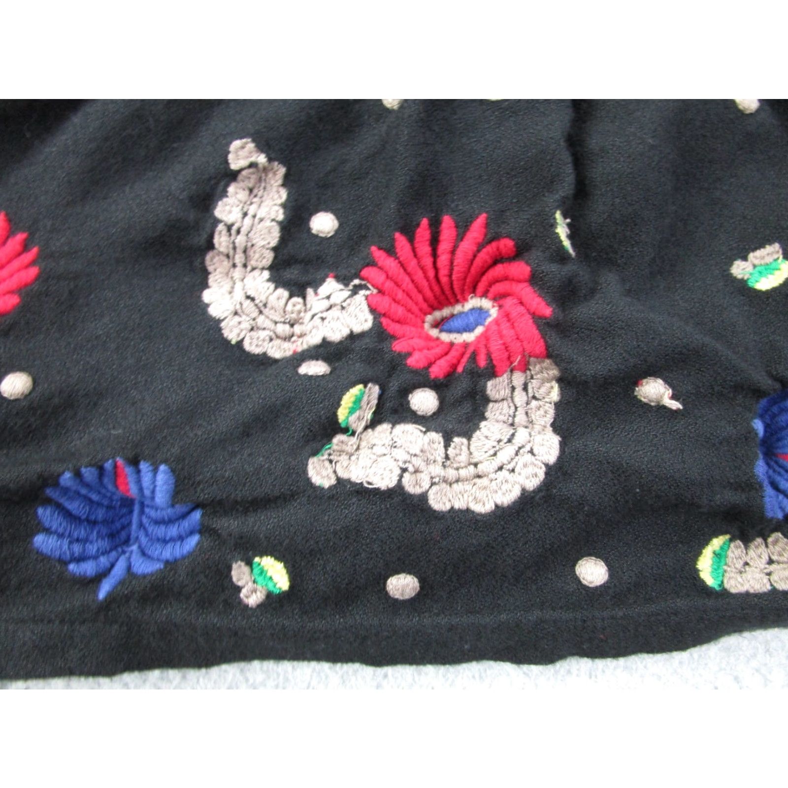 Antik Batik ANTIK BATIK Skirt Teens 14 Black Embroidered Floral Bohemian Skater Mid Rise Cotton Blend Size 36" / US 14 / IT 50 - 4 Thumbnail