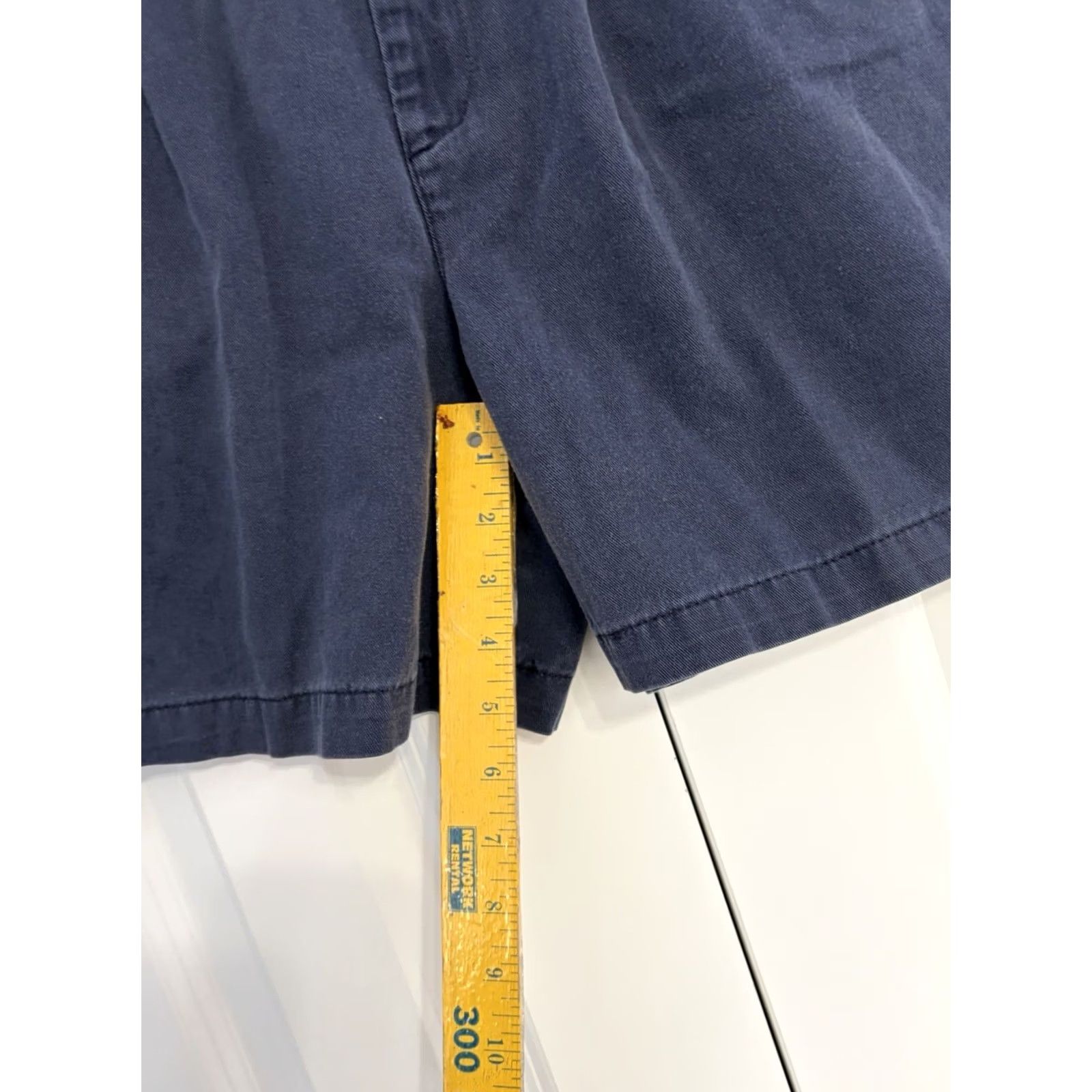 Dockers VINTAGE Dockers Shorts Womens Blue Chino Pleated Size 12 Casual Stretch Button Twill Cotton Blend Spandex Regular Summer Women Size 34" / US 12 / IT 48 - 3 Thumbnail