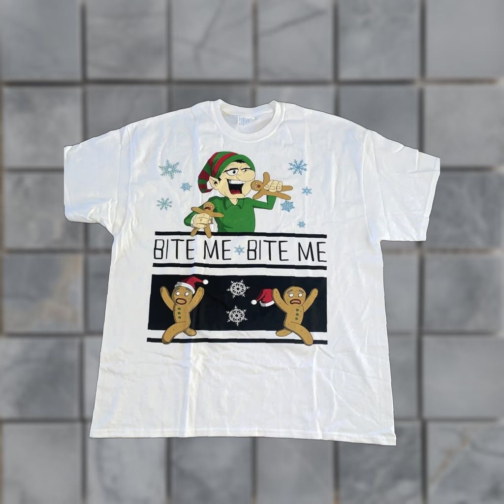 Gildan Bite Me Elf Gingerbread Man Christmas T-Shirt 2XL White Graphic Tee Mens Xmas 2XL Brand-New Size US XXL / EU 58 / 5 - 1 Thumbnail