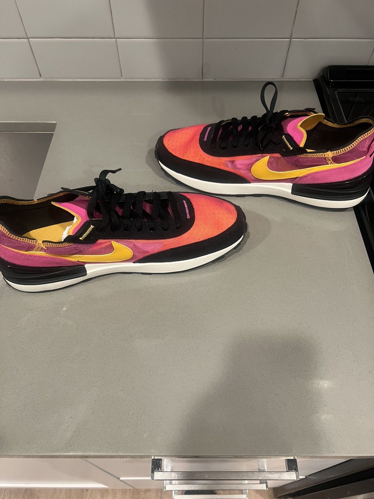 Nike Nike Men's Waffle One 'Active Fuchsia Size US 11 / EU 44 - 7 Thumbnail