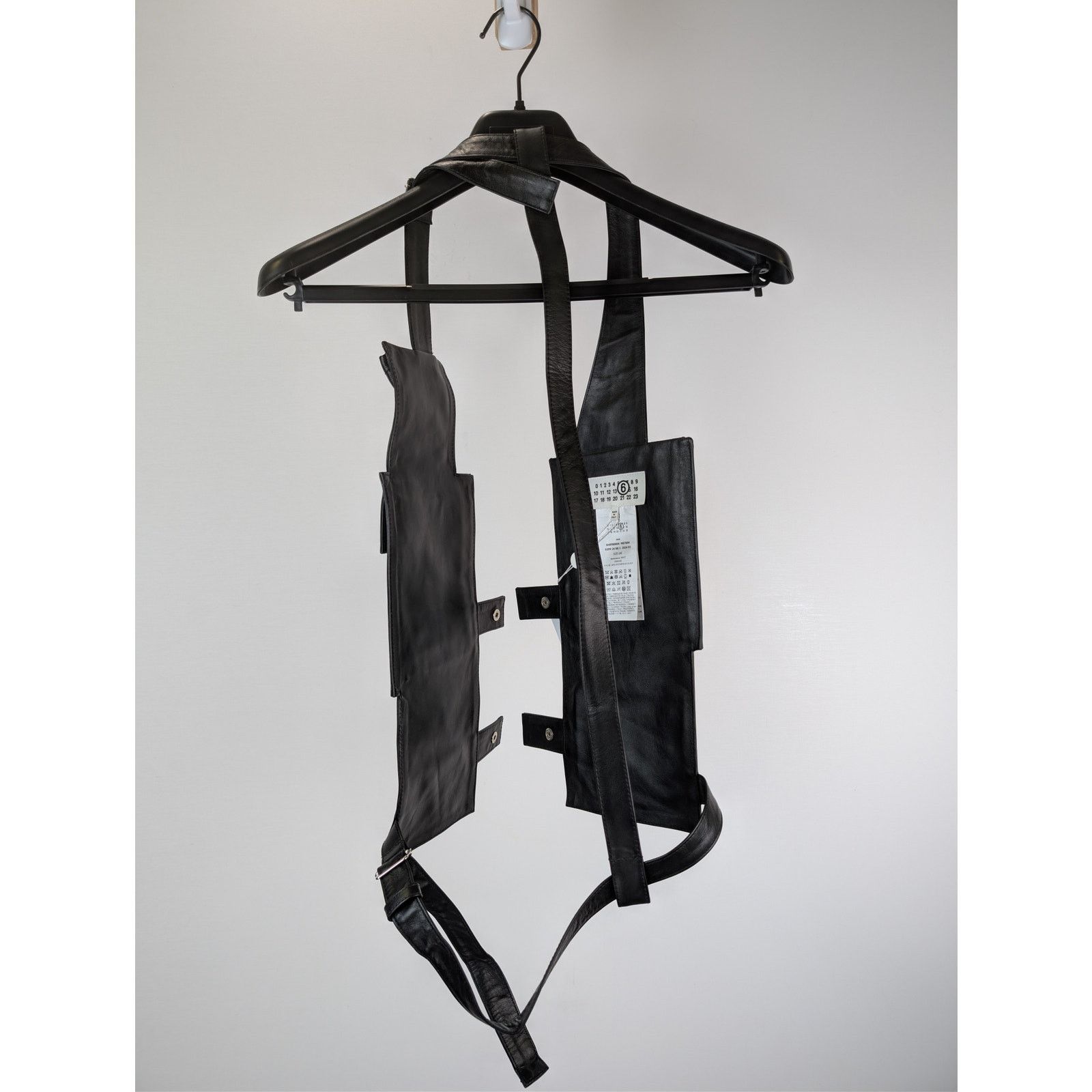 Maison Margiela o1rshd1 Size: OS / Multi-Pockets Utility Gilet Waistcoat Size US M / EU 48-50 / 2 - 17 Thumbnail