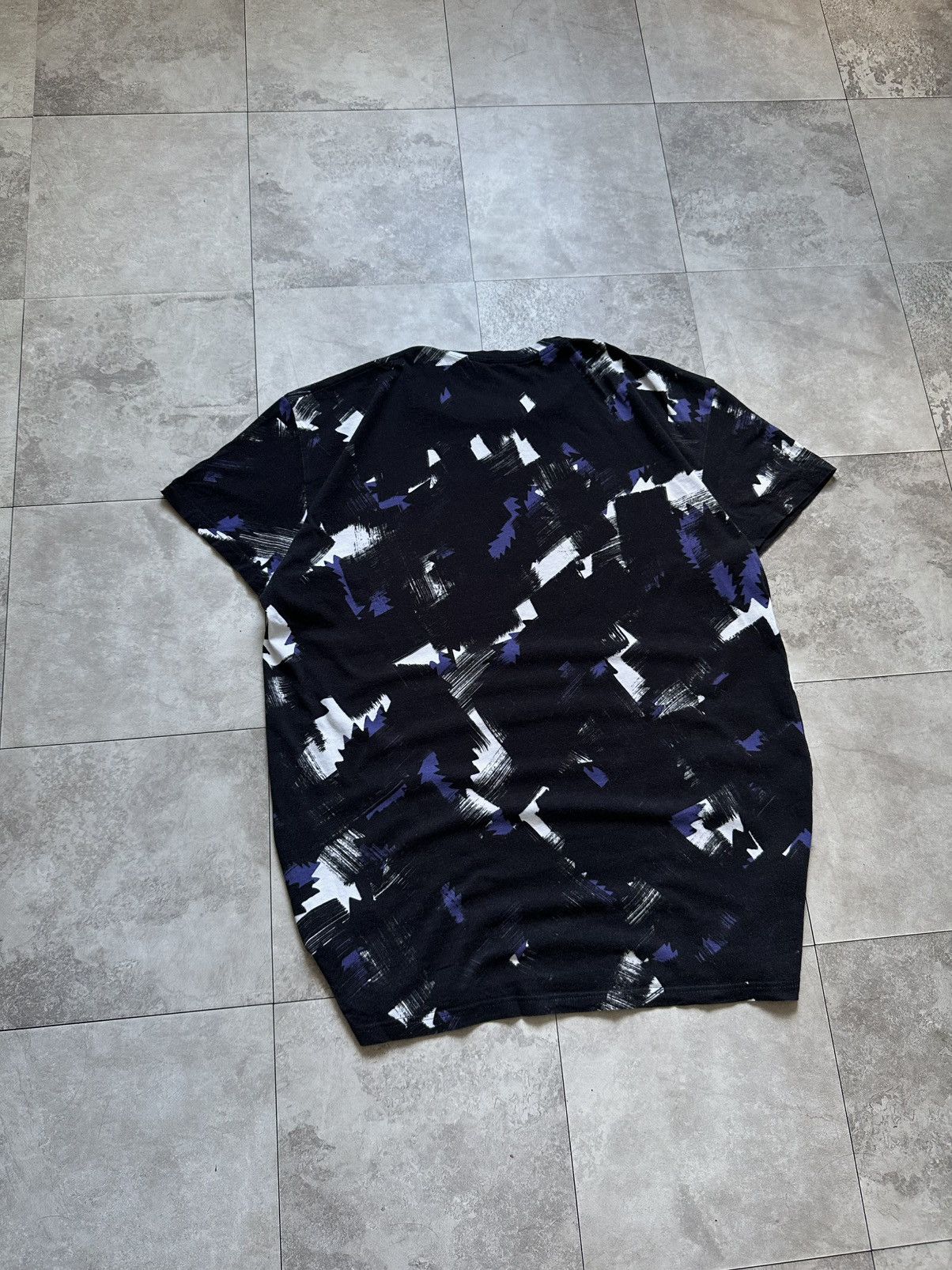 Vintage × Vivienne Westwood Vivienne Westwood All Over Print Small Orb Logo T-Shirt Size US L / EU 52-54 / 3 - 6 Thumbnail