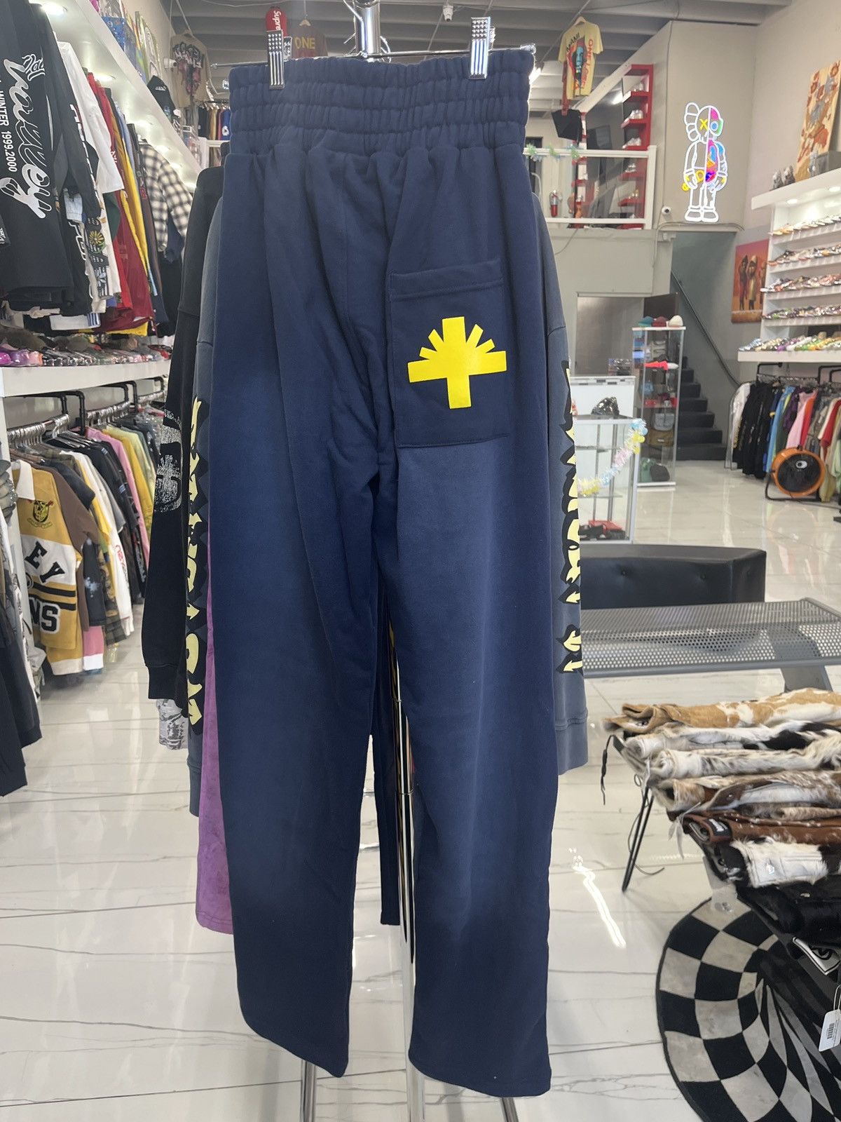 Vertabrae Sweats Navy/Yellow Size US 36 / EU 52 - 1 Thumbnail