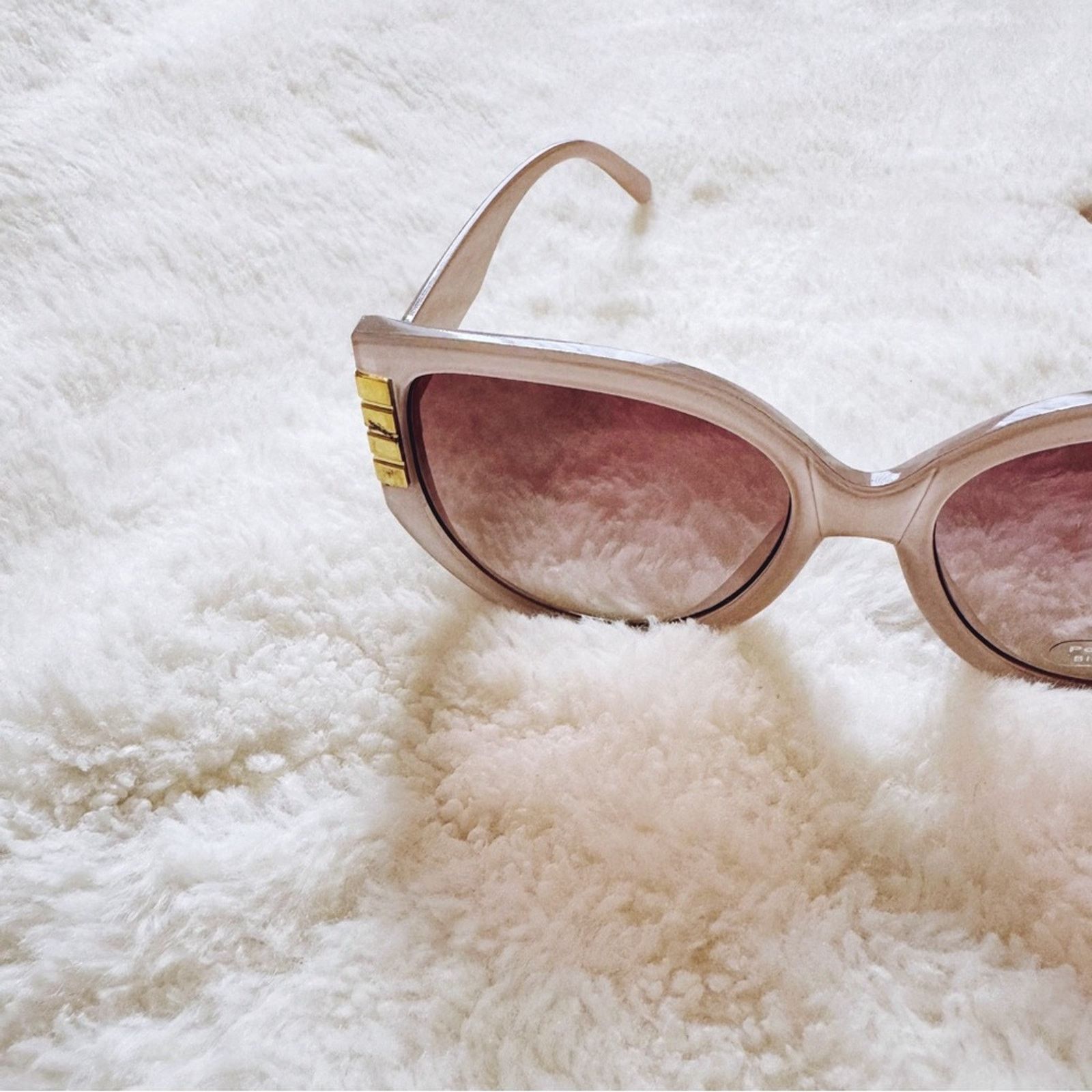 Other Rosy Light Gray Cat Eye Oversized Sunglasses Size ONE SIZE - 3 Thumbnail
