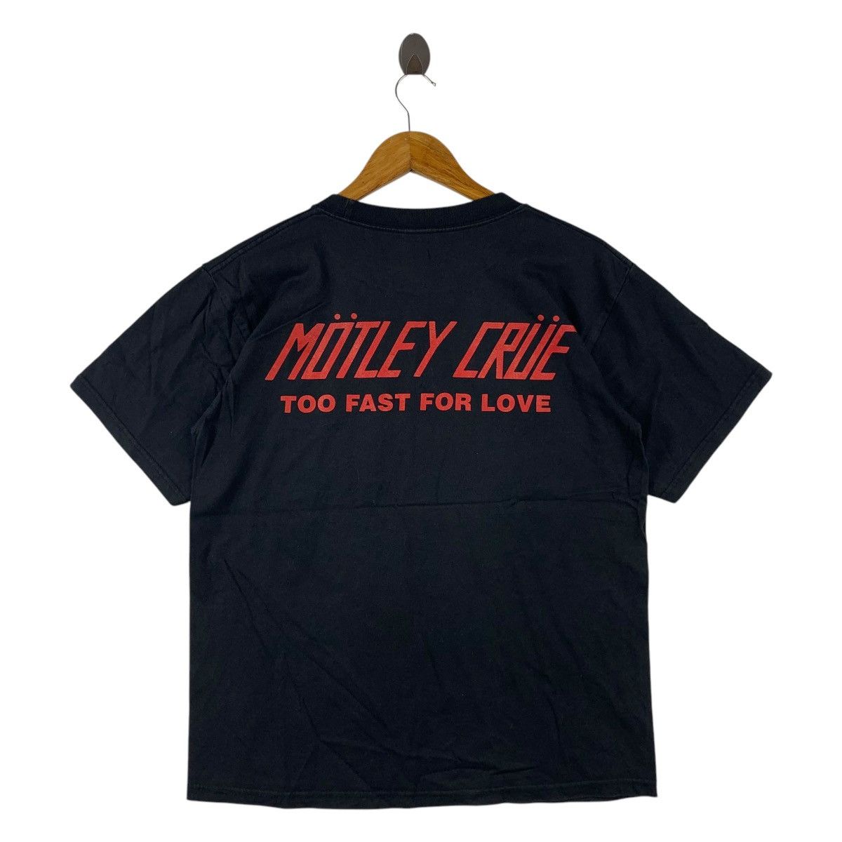 Band Tees Vintage 2001 MOTLEY CRUE Too fast love glam rock band tee Size US M / EU 48-50 / 2 - 4 Thumbnail
