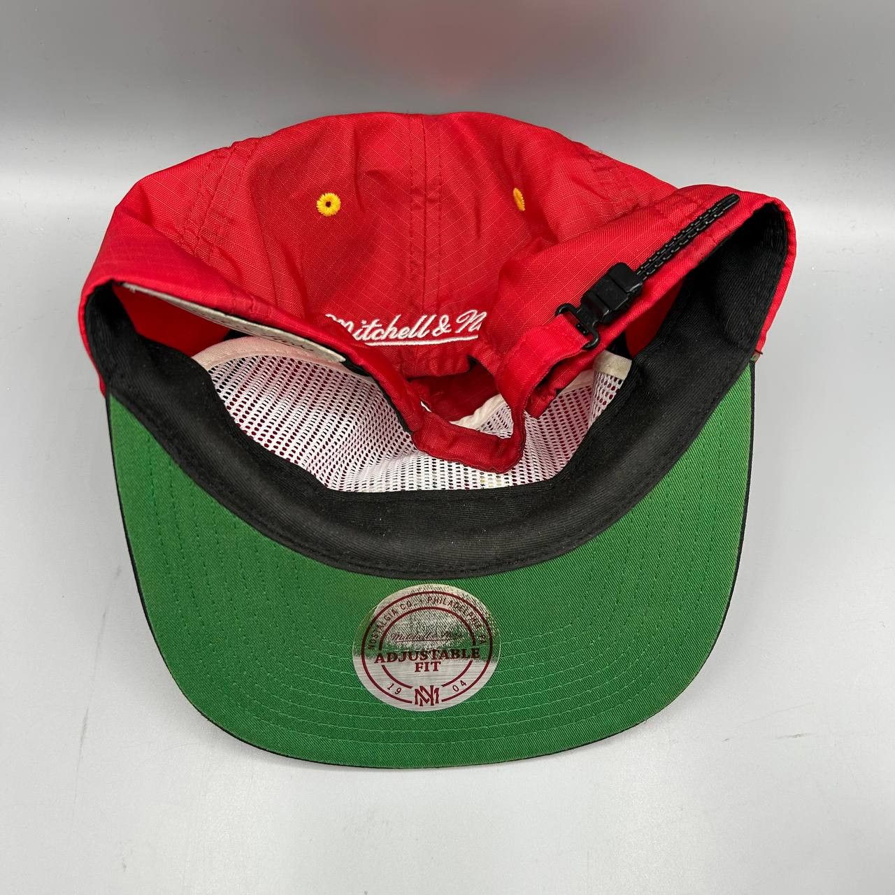 Mitchell & Ness Chicago Blackhawks Hat Men Mitchell & Ness Strap Back Cap Size ONE SIZE - 8 Thumbnail