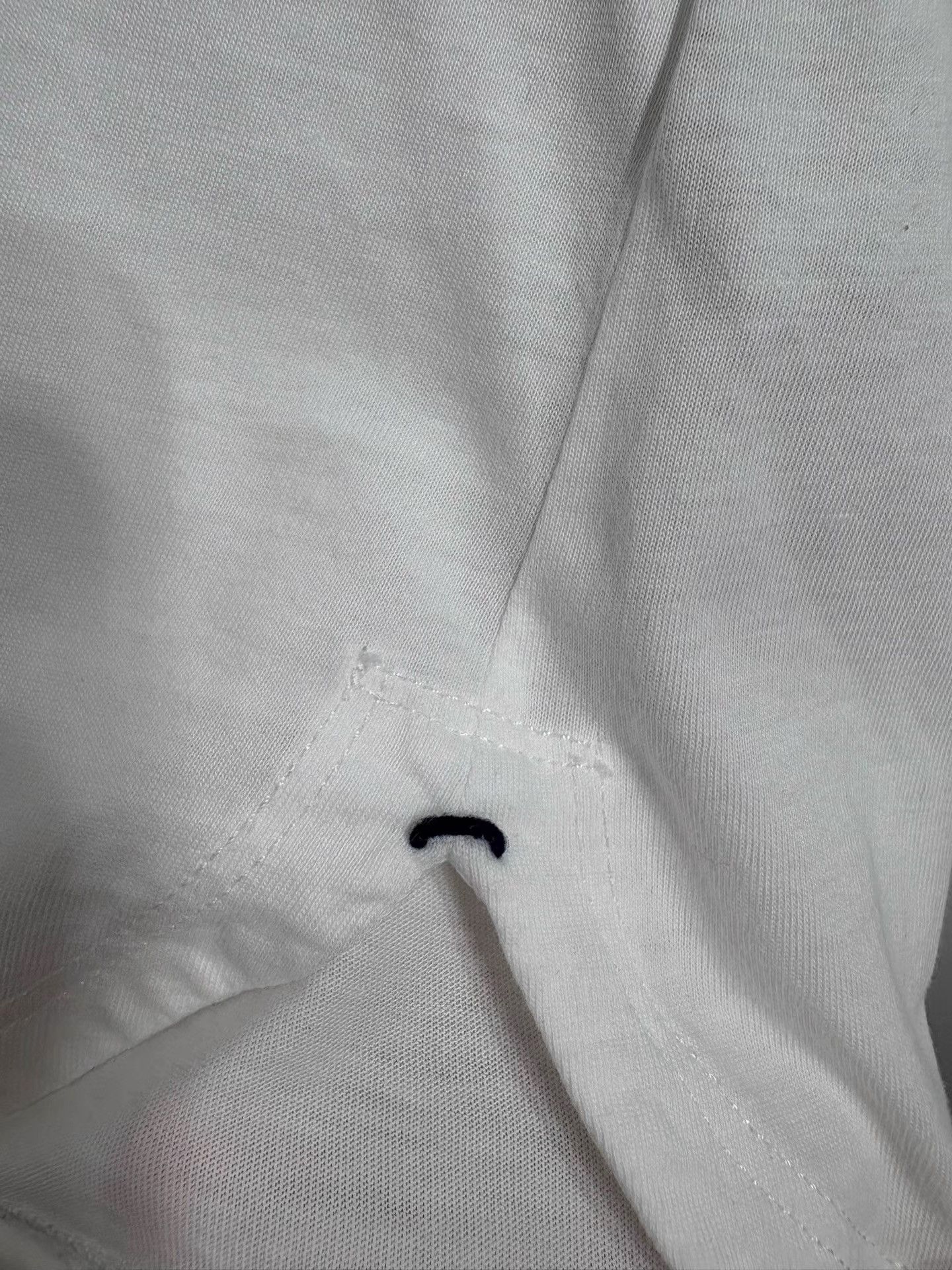 Burberry Burberry Men's White Short Sleeve T-shirt K29 Size US L / EU 52-54 / 3 - 5 Thumbnail