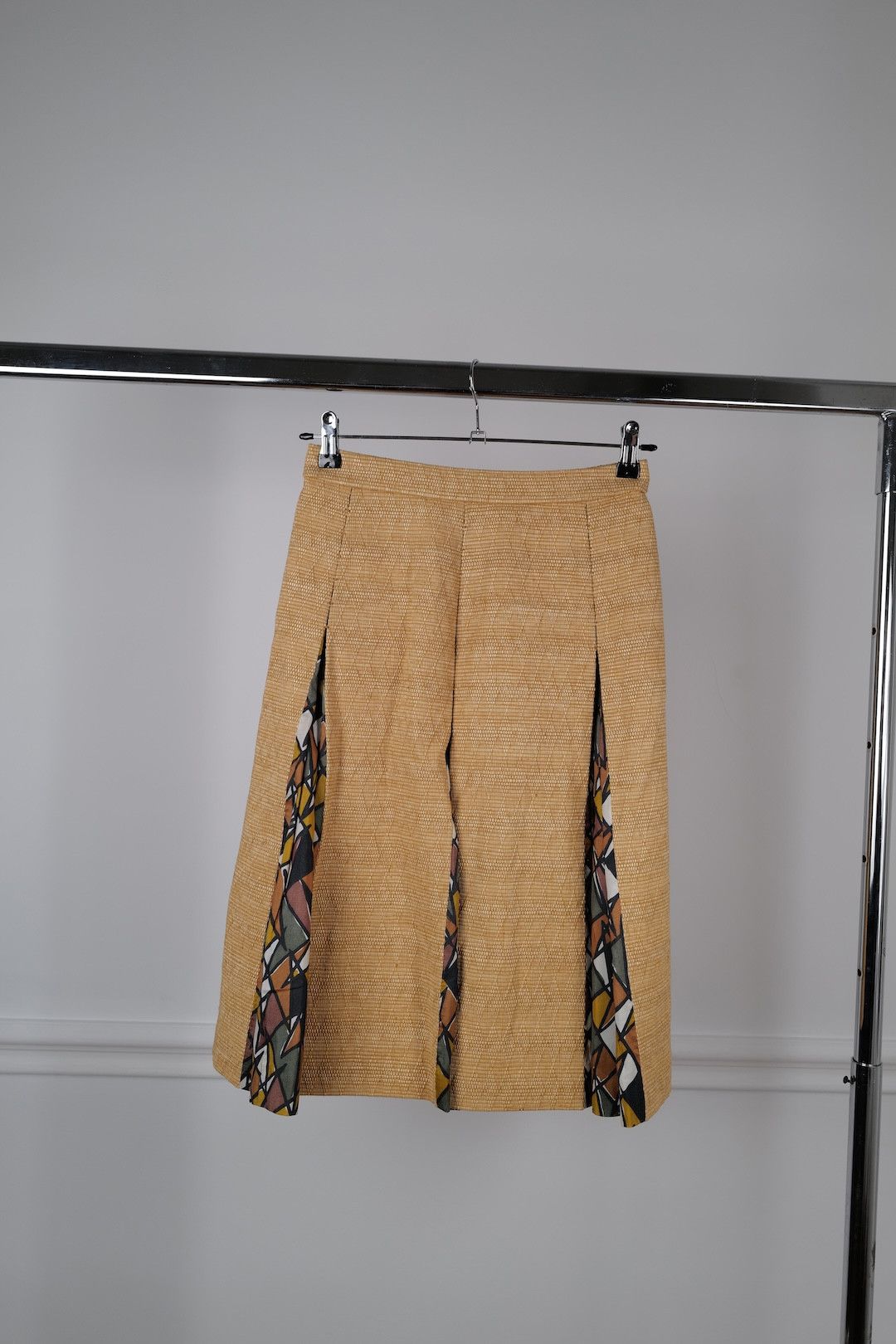Yves Saint Laurent Yves Saint Laurent Ysl Stretchable Skirt Size 30" / US 8 / IT 44 - 2 Thumbnail