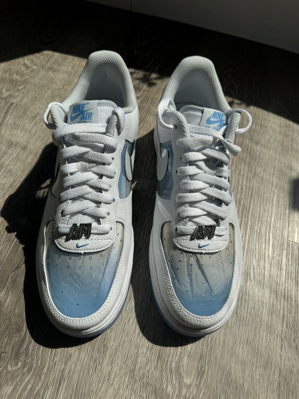 Nike Nike Air Force 1 Low Invisible Woman 2.0 Size US 10 / EU 43 - 2 Thumbnail