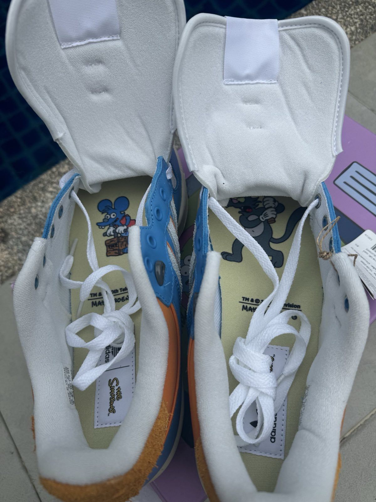 The Simpsons ADIDAS X THE SIMPSONS Size US 9 / EU 42 - 6 Thumbnail