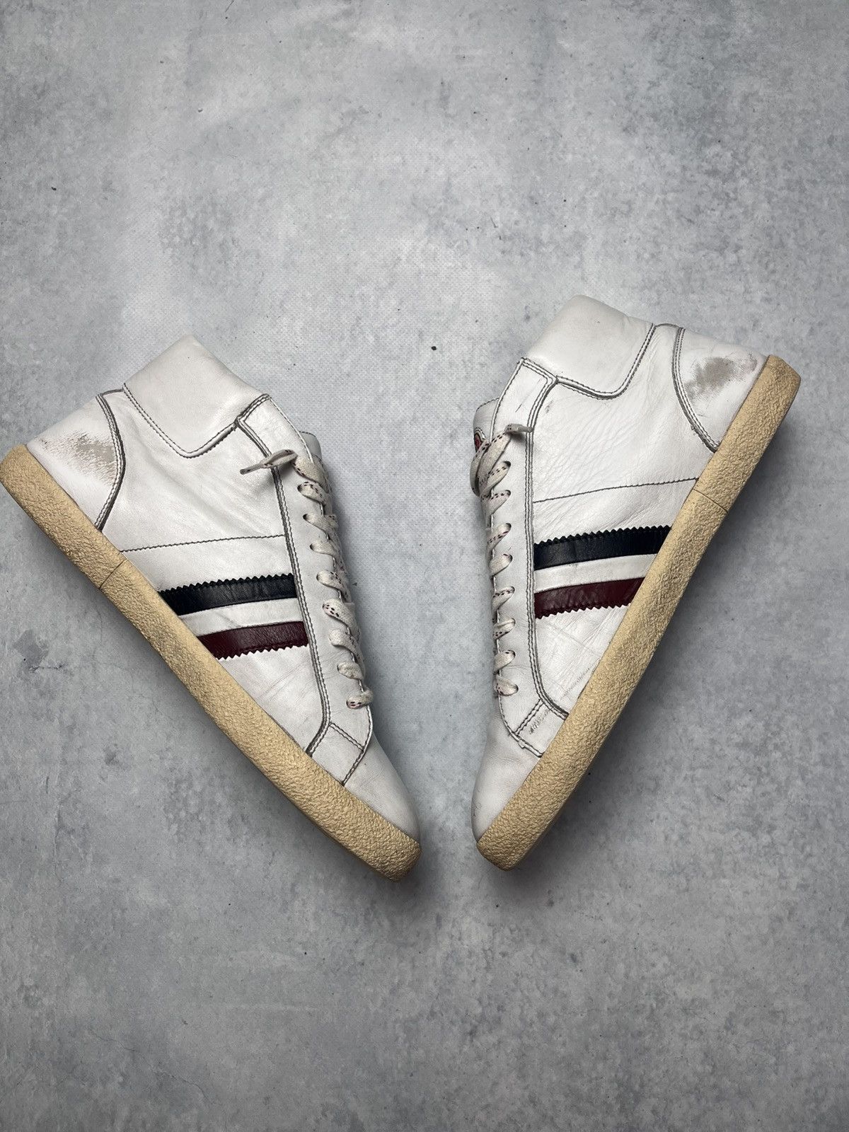Moncler VERY RARE MONCLER HI LEATHER SNEAKERS Size US 9.5 / EU 42-43 - 4 Thumbnail