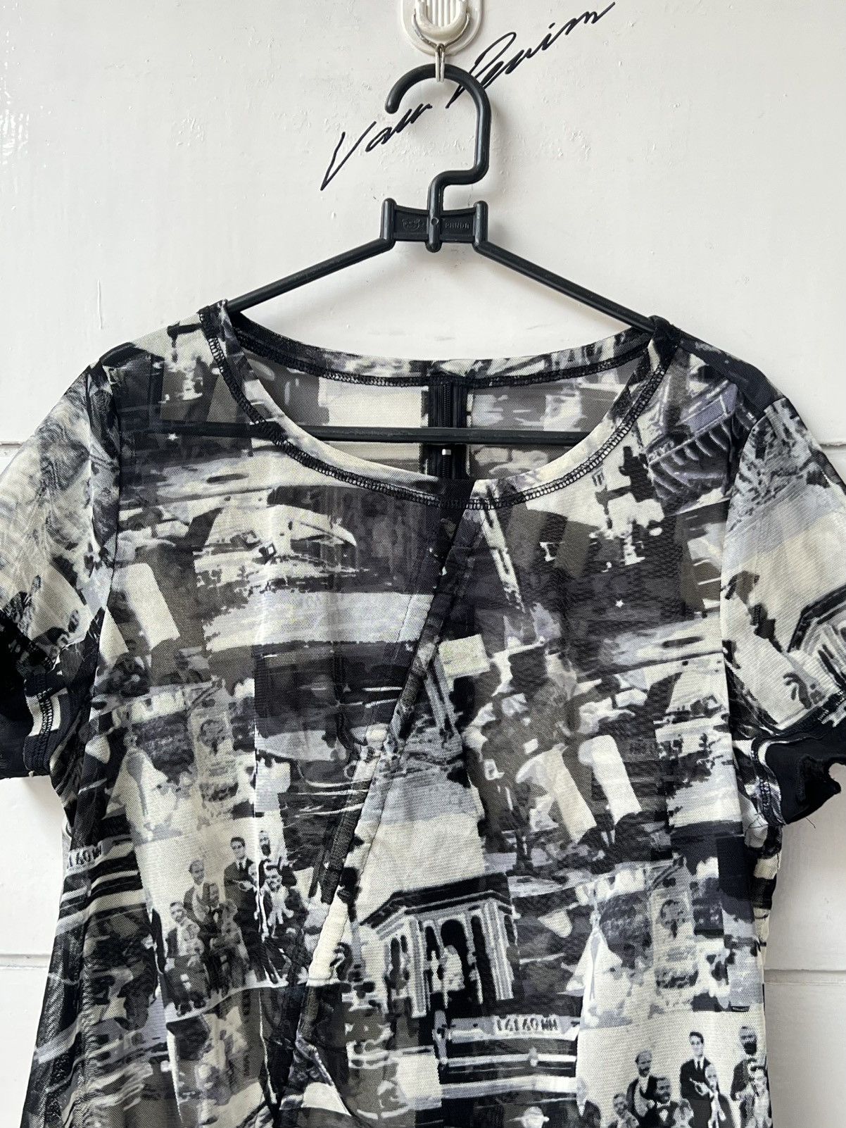 Other E-CLAT Printed Motive Rostchild Mesh T-shirt Size S / US 4 / IT 40 - 3 Thumbnail
