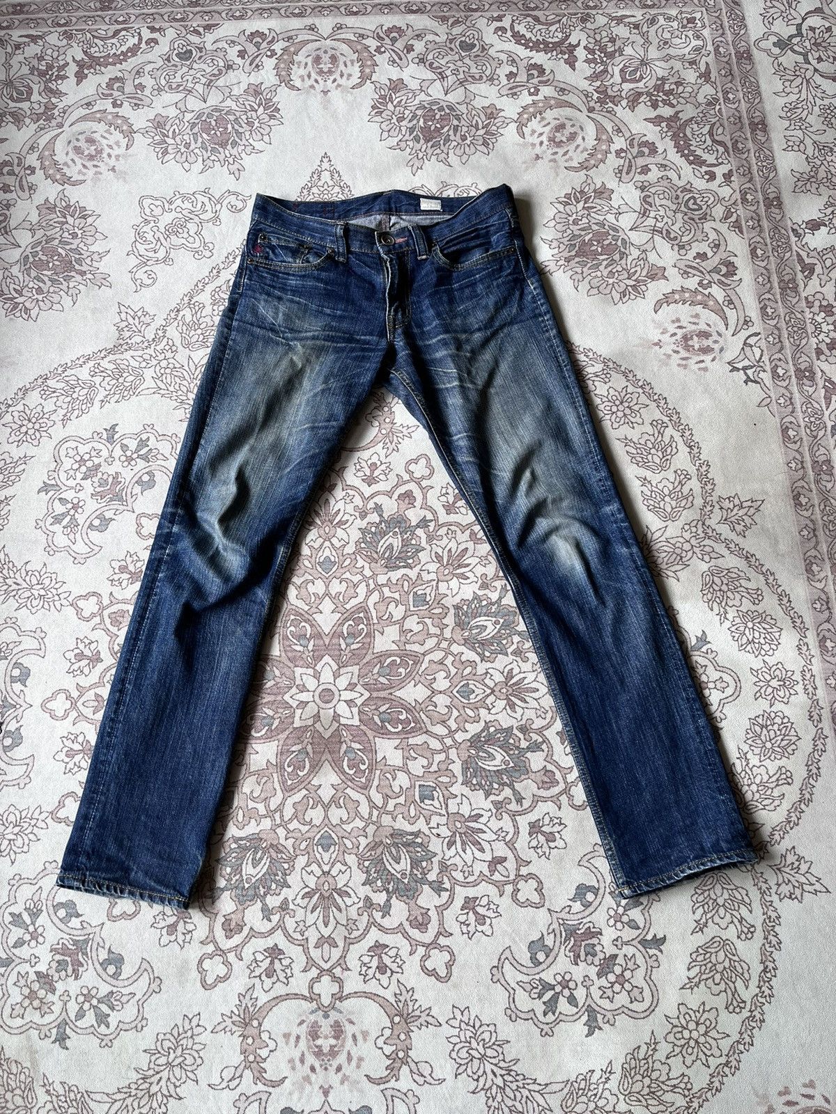 Urban Research Distressed Jeans