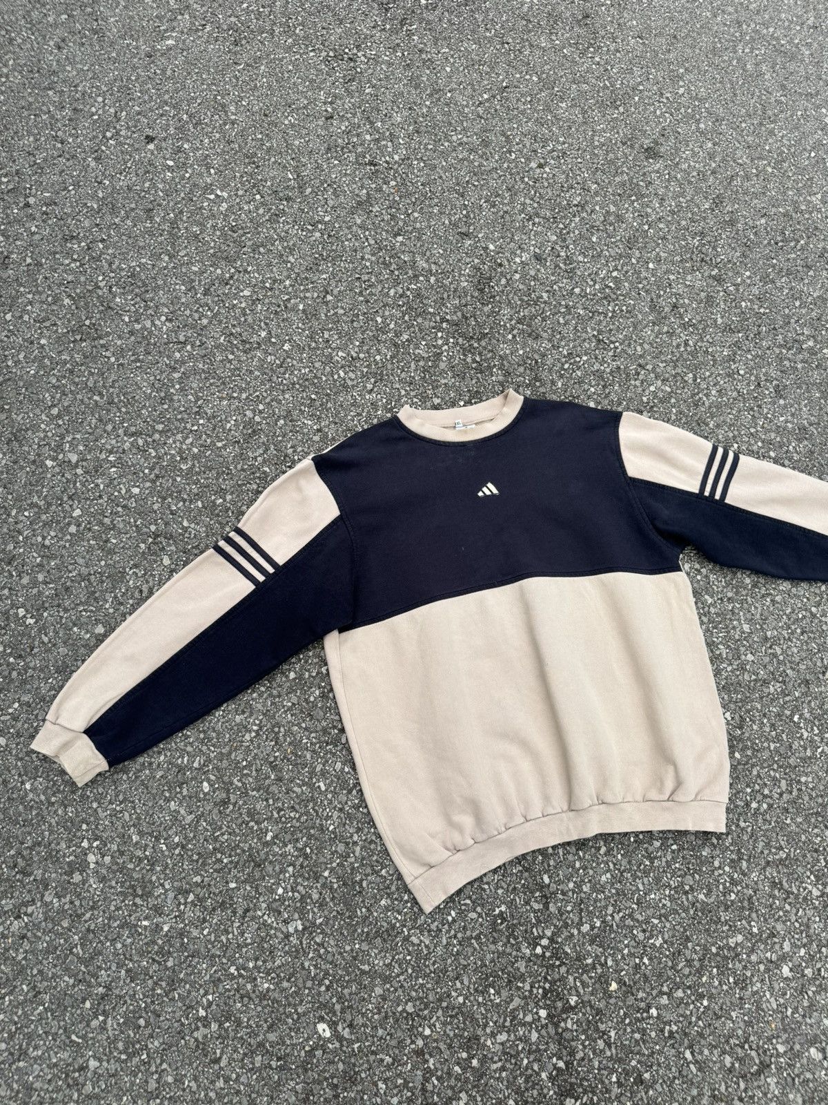 Adidas × Japanese Brand × Vintage Adidas Bootleg boxy crewneck vintage 90s rare rap skate Size US M / EU 48-50 / 2 - 4 Thumbnail