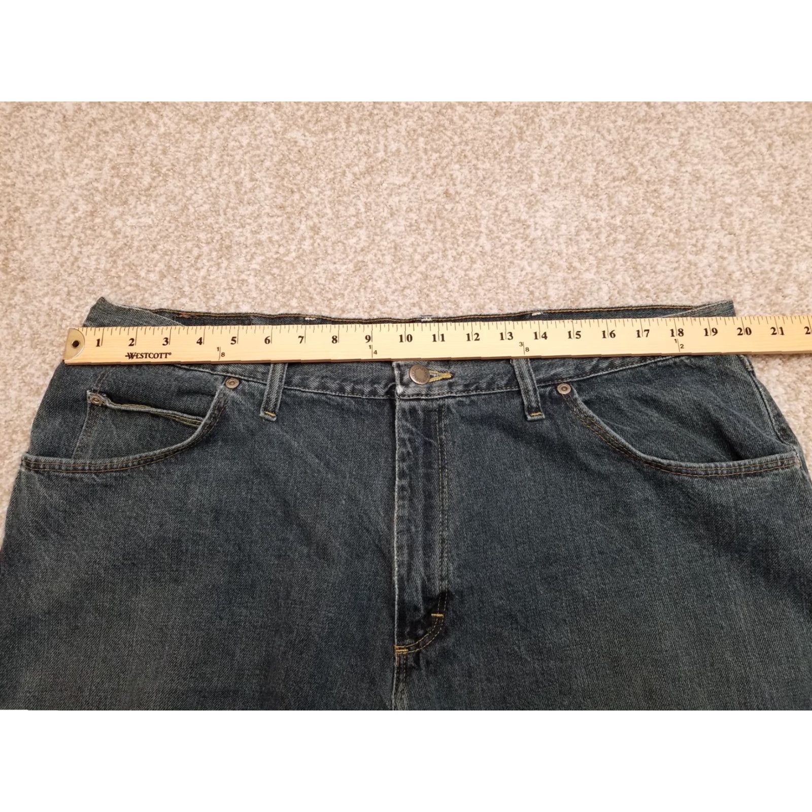 Wrangler Wrangler Jeans Mens 40x32 Blue Denim Premium Quality 100% Cotton Ranch Farm Work Jeans 40 Regular Blue 90s American USA Mens Size US 40 / EU 56 - 5 Thumbnail
