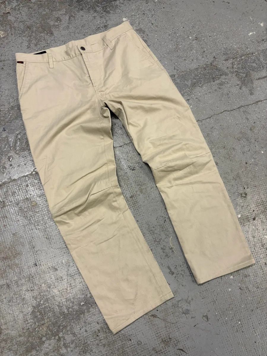 Gucci 2000s Gucci Beige Pure Regular Chino Pants Size US 33 - 12 Thumbnail