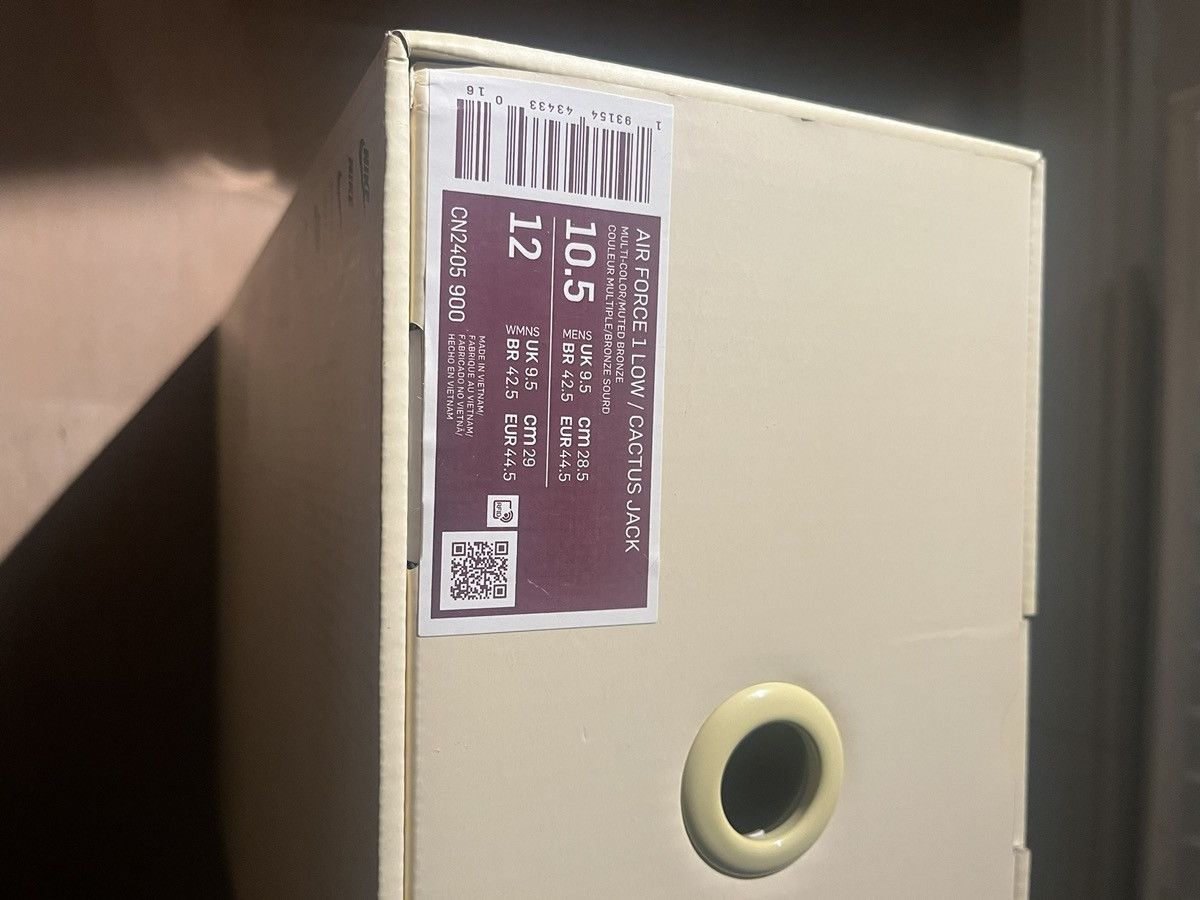 Nike × Travis Scott Nike Air Force 1 Low Travis Scott „Cactus Jack“ Size US 10.5 / EU 43-44 - 12 Thumbnail