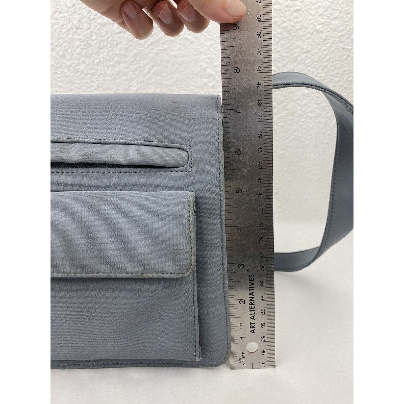 Guess VTG GUESS Gray Nylon Shoulder Bag Purse Metal Logo Y2K 90s Size ONE SIZE - 21 Thumbnail