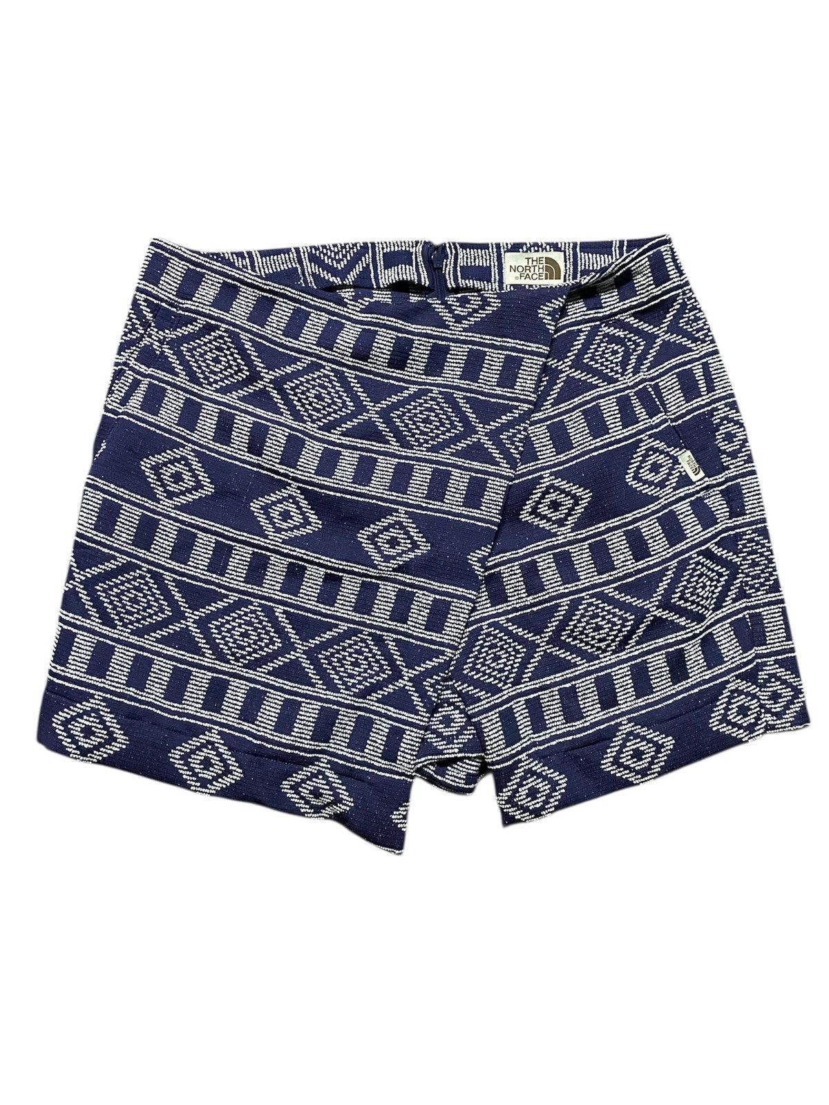 The North Face Vintage The North Face Tribal Pattern Skort Size 31" - 1 Thumbnail