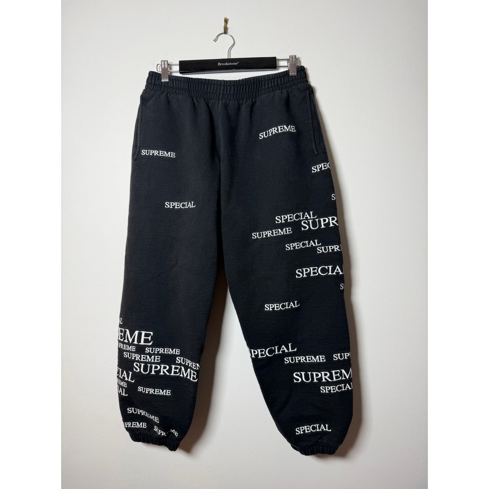 Supreme Supreme Special Sweatpant 'Black' Size US 30 / EU 46 - 1 Thumbnail