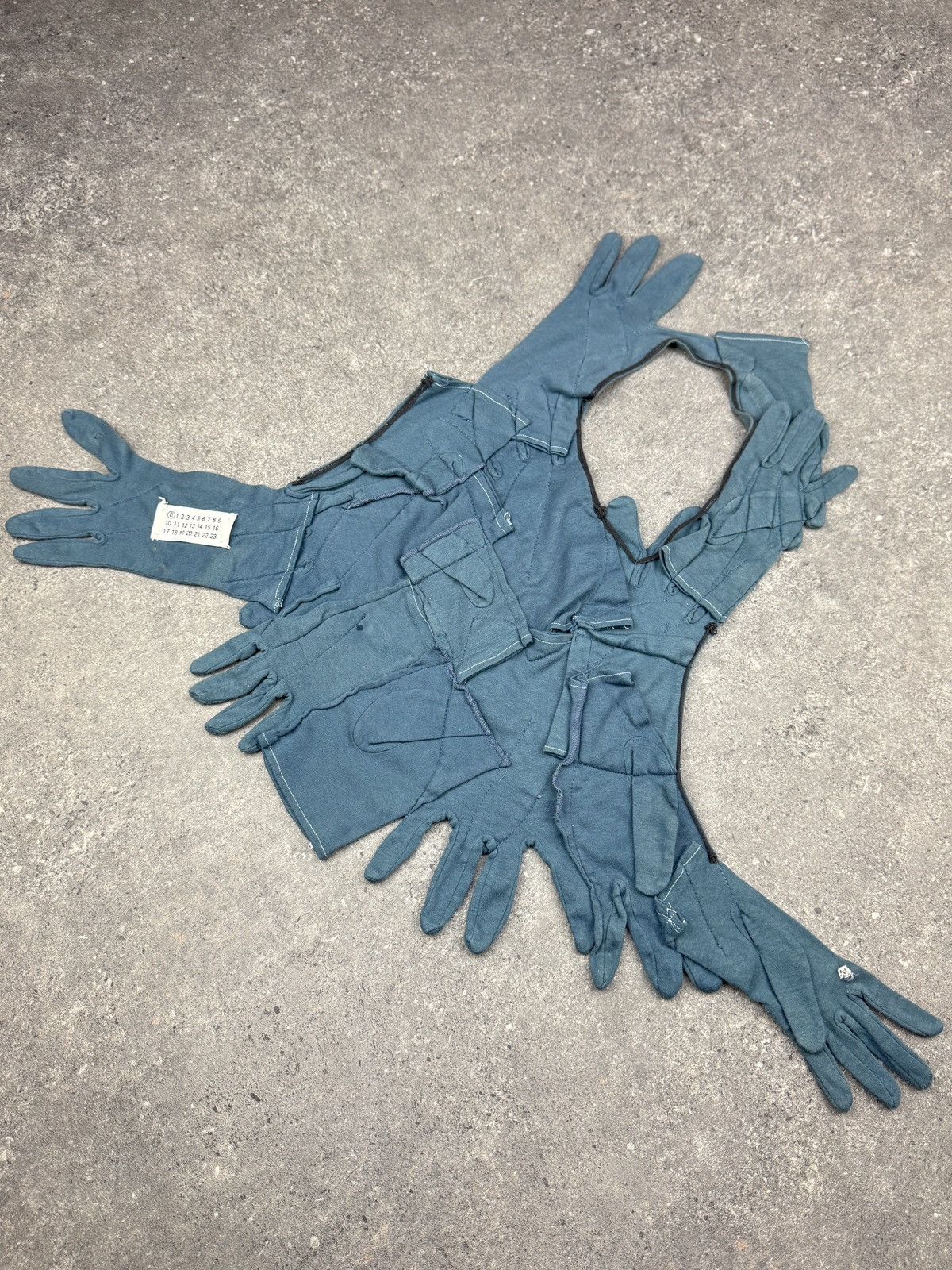 Maison Margiela Maison Martin Margiela SS01 Artisanal Gloves Top Size S / US 4 / IT 40 - 11 Thumbnail