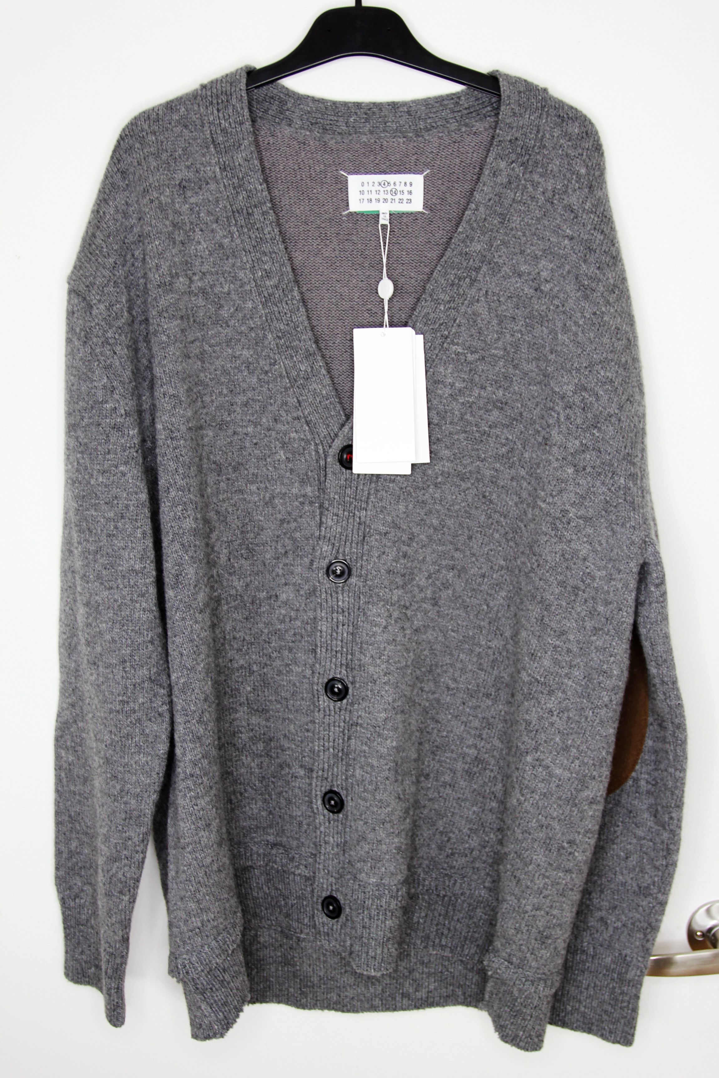 Maison Margiela BNWT AW24 MAISON MARGIELA V NECK ELBOW PATCH CARDIGAN XL Size US XL / EU 56 / 4 - 2 Thumbnail