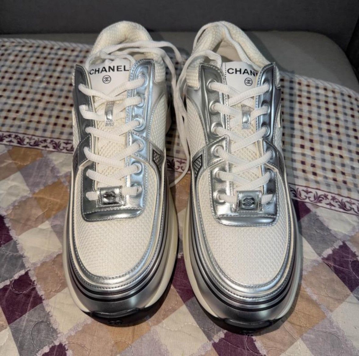 Chanel Chanel Silver Retro Lowtop Sneakers 44 Men Size US 11 / EU 44 - 2 Thumbnail