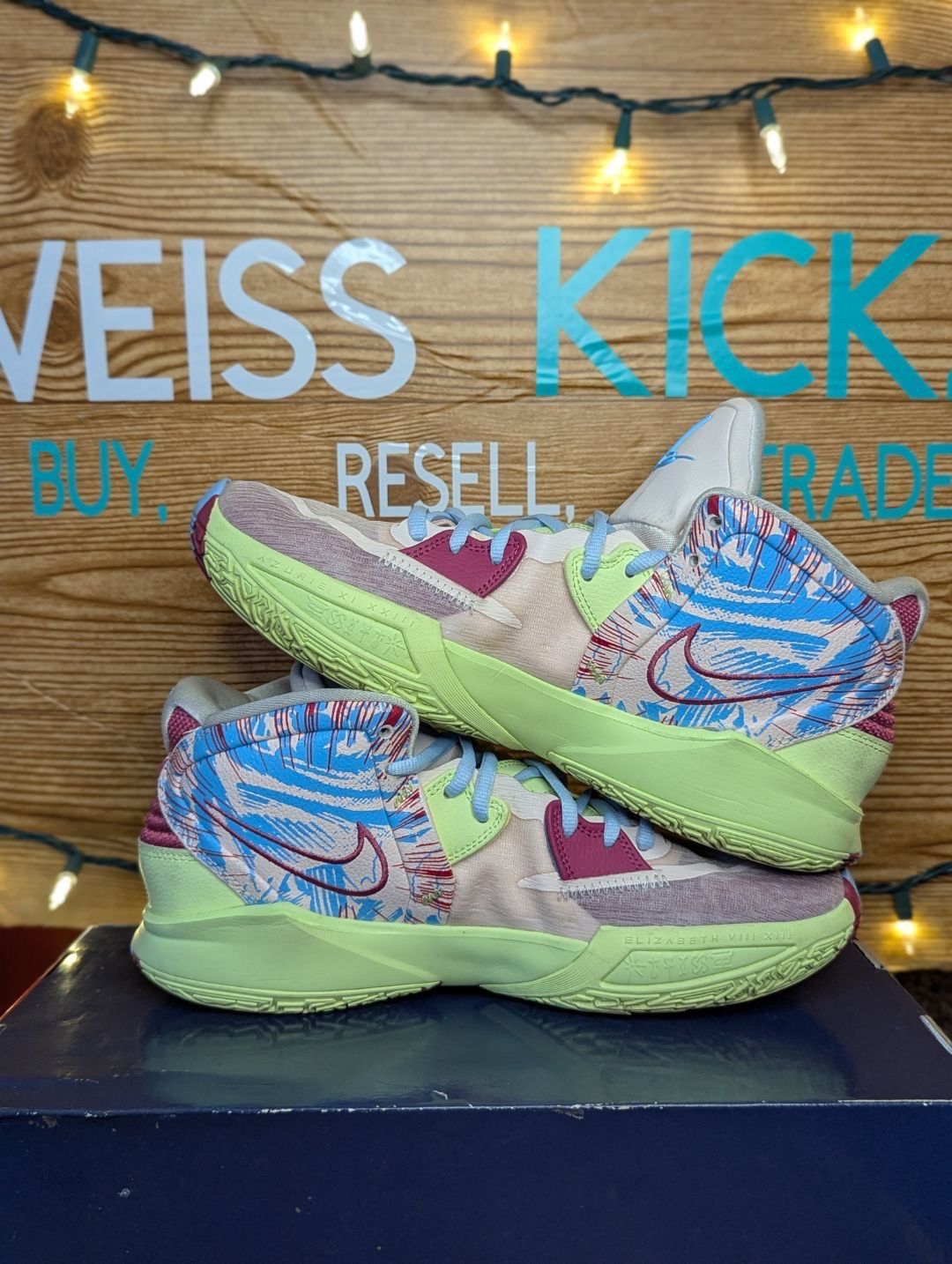 Nike Kyrie infinity 1 world 1 people Size US 10.5 / EU 43-44 - 3 Thumbnail