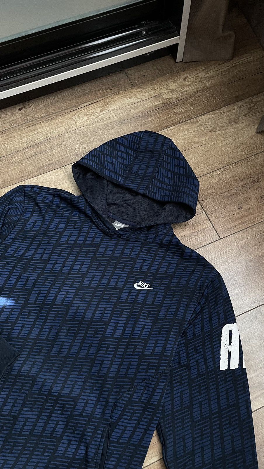 Nike × Vintage Nike vintage monogram hoodie Size US XL / EU 56 / 4 - 3 Thumbnail