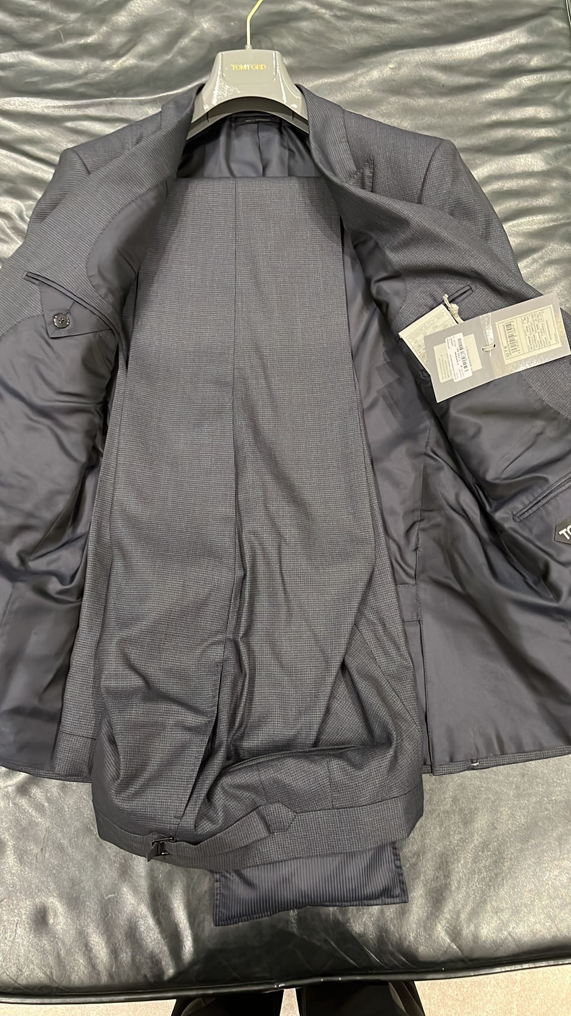 Tom Ford o1loc1c1124 2LYP01 Suit in Dark Grey Size US L / EU 52-54 / 3 - 2 Thumbnail