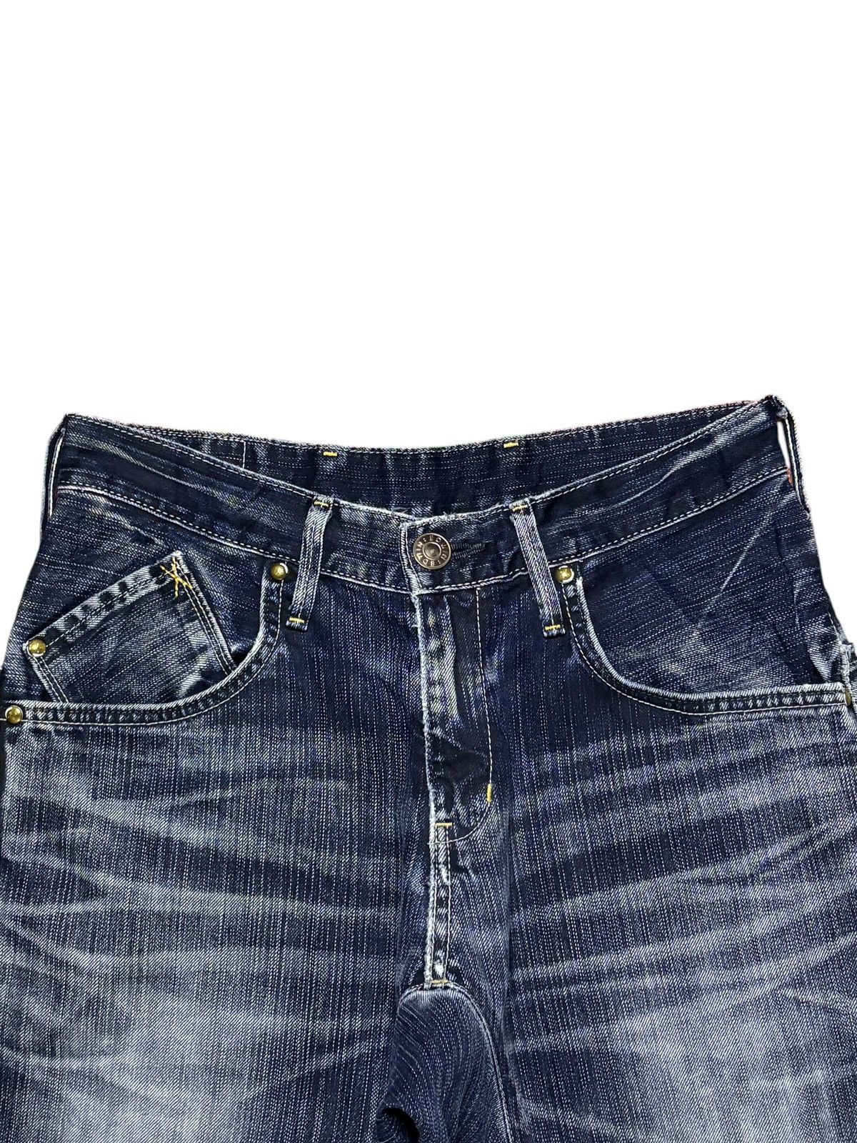 Edwin × Japanese Brand Exclusive Vintage Edwin Buckle Back Ripped Baggy Jeans Size US 29 - 4 Thumbnail