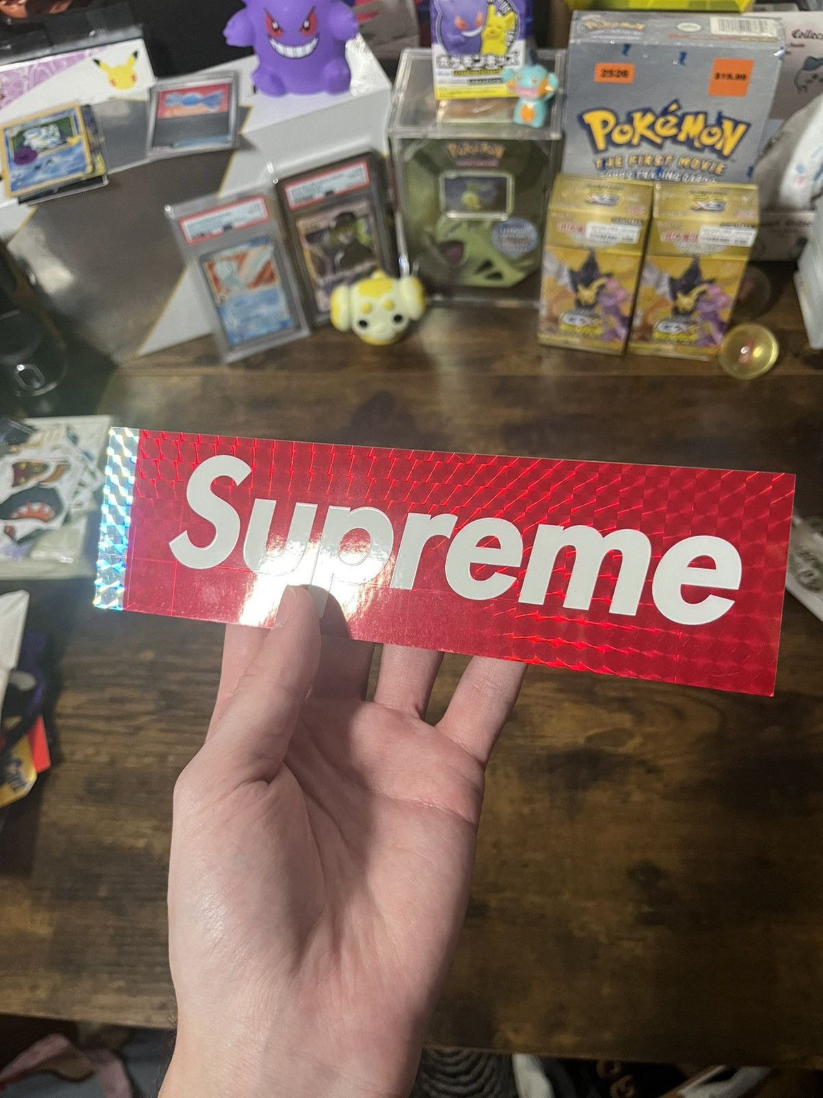 Supreme Supreme holographic box logo sticker red Size ONE SIZE - 2 Thumbnail