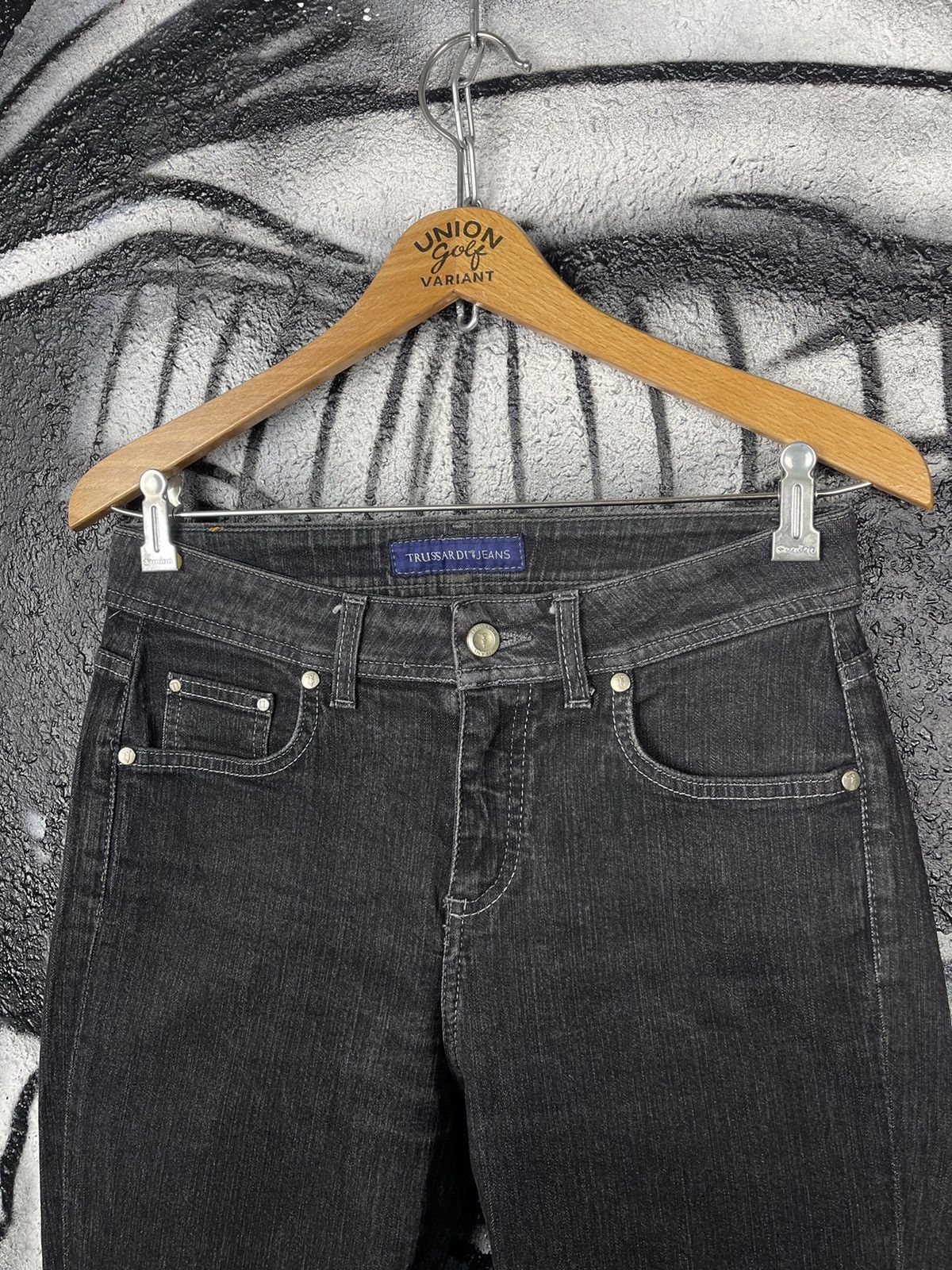 Trussardi Trussardi Jeans Vintage Luxury Women’s Denim Shorts Size 28 Size 28" / US 6 / IT 42 - 6 Thumbnail