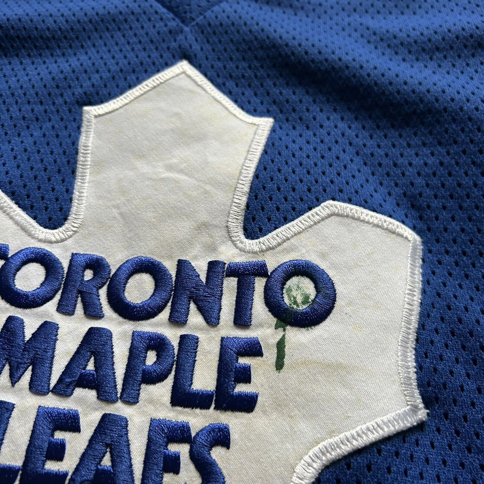 Ccm Vintage Toronto Maple Leafs NHL Hockey Jersey Large Blue Size US L / EU 52-54 / 3 - 6 Thumbnail