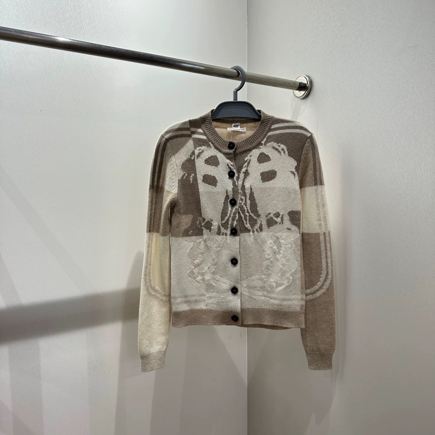 Hermes Hermes Printed Graphic Sweater it_36 Women Size XS / US 0-2 / IT 36-38 - 1 Thumbnail