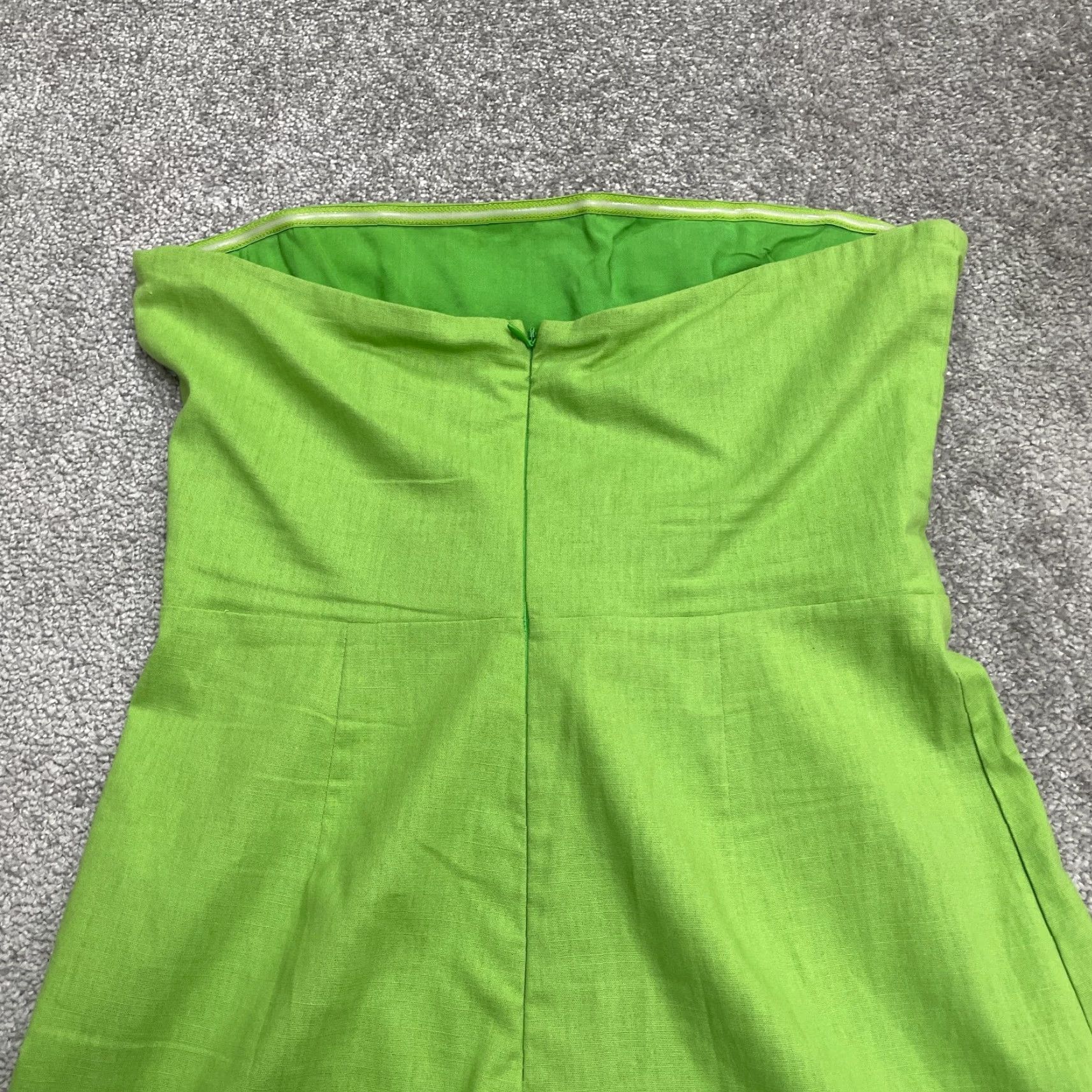 Urban Outfitters Urban Outfitters Romper Womens Medium Apple Green Strapless Tube Waist Hole Bow Size 32" / US 10 / IT 46 - 4 Thumbnail