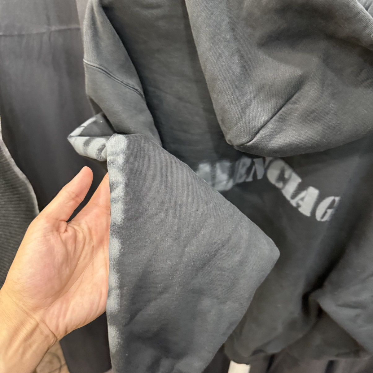 Balenciaga Balenciaga Stencil Type Hoodie Black Size US S / EU 44-46 / 1 - 8 Thumbnail