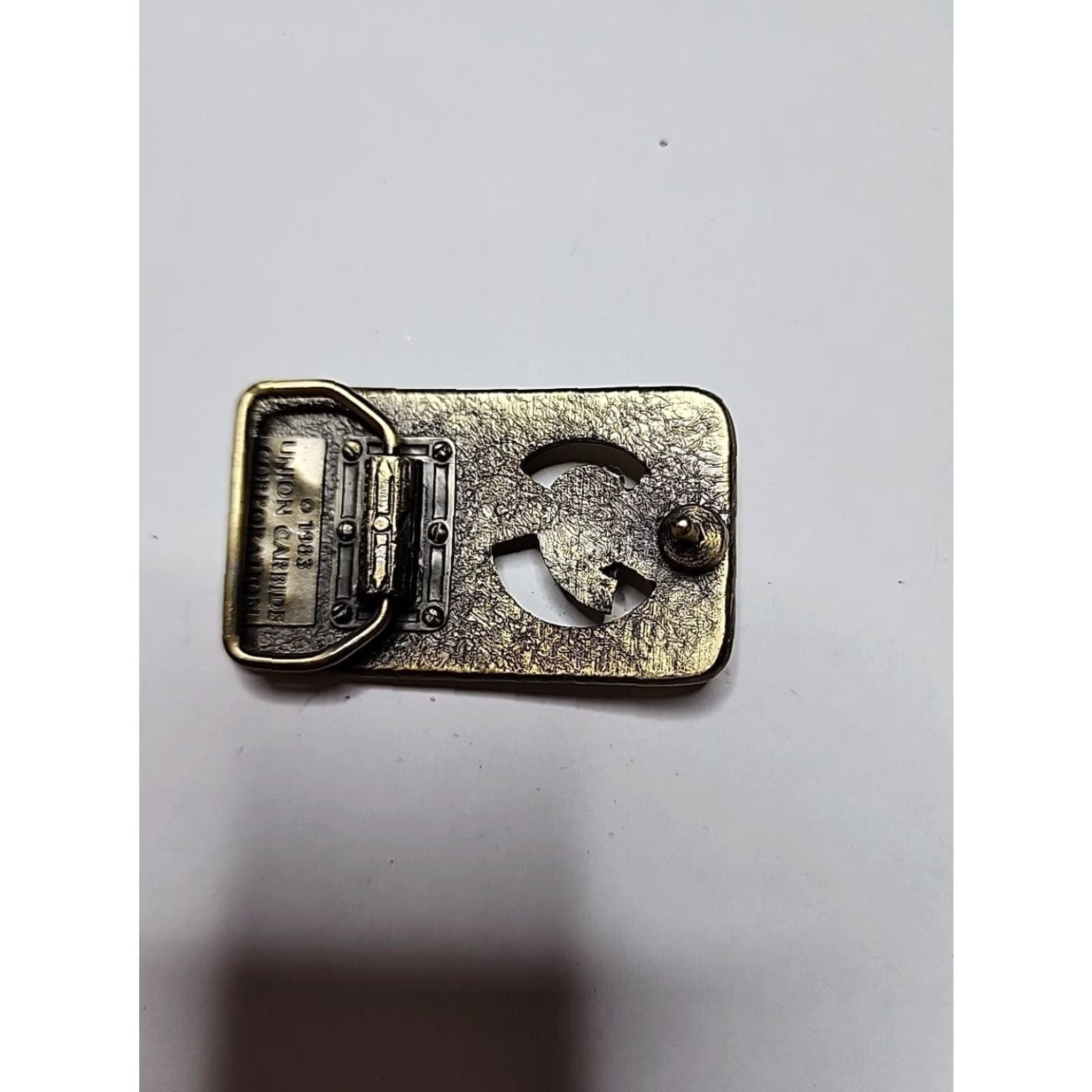 Vintage VINTAGE 1980s Nine Lives Cat Logo Brass Belt Buckle Adult Unisex Gold with Patina Rockabilly Accessories Size ONE SIZE - 3 Thumbnail